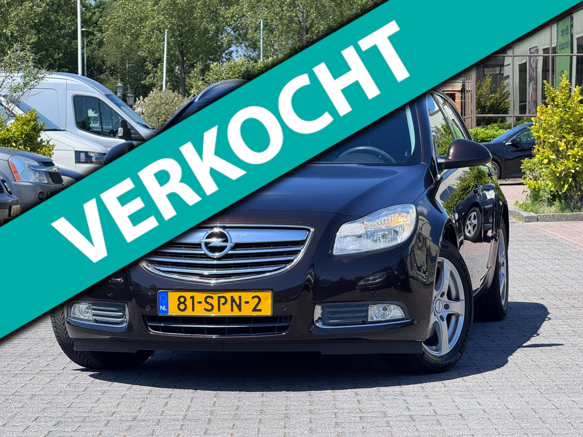 Opel Insignia Sports Tourer SW 1.4 Turbo EcoFLEX Cosmo | Parkeersensoren | Trekhaak | Navigatie | Bluethooth | Airco | Cruise control 2011 - voorkant