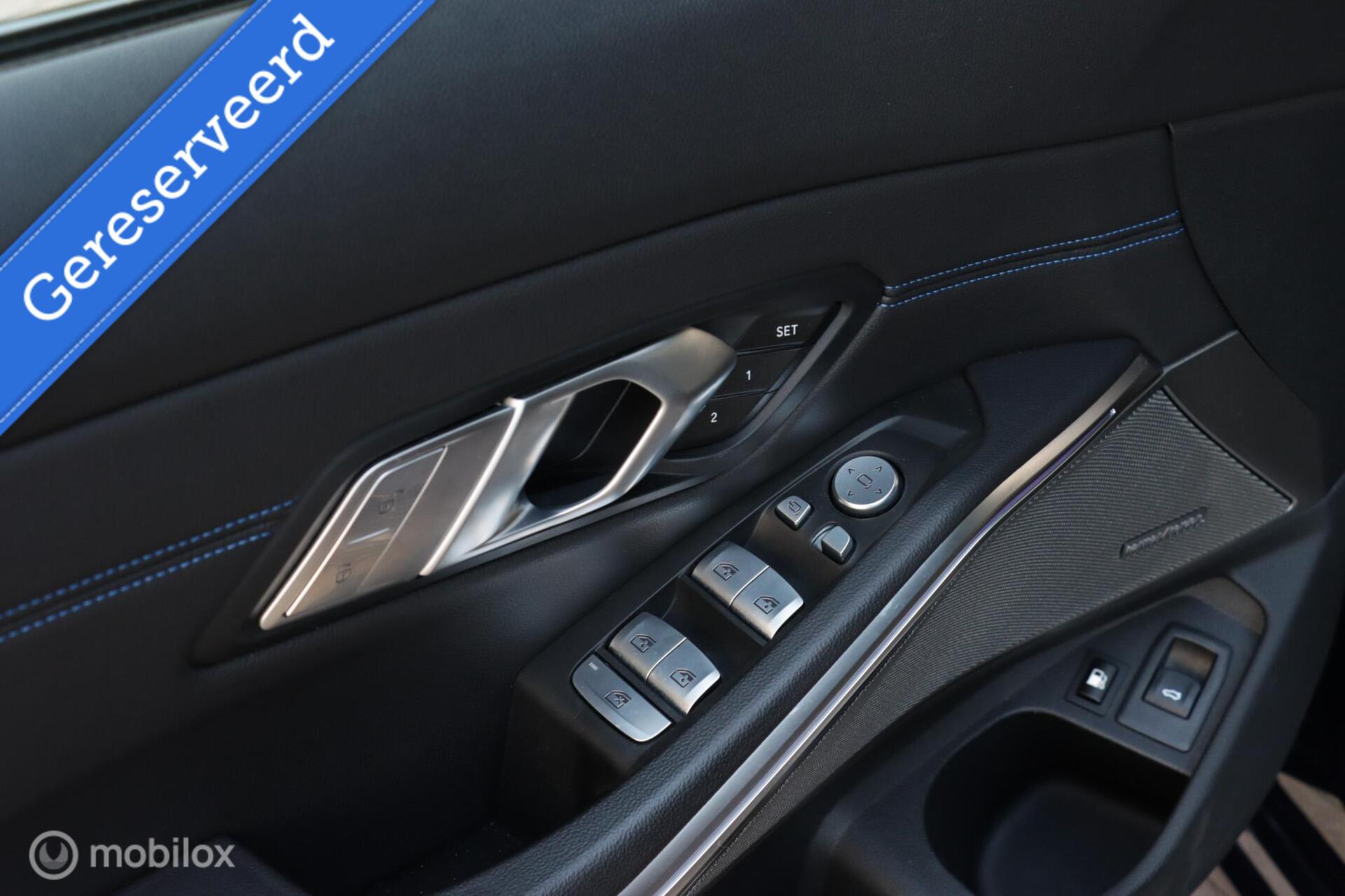 Foto van BMW 330e xDrive