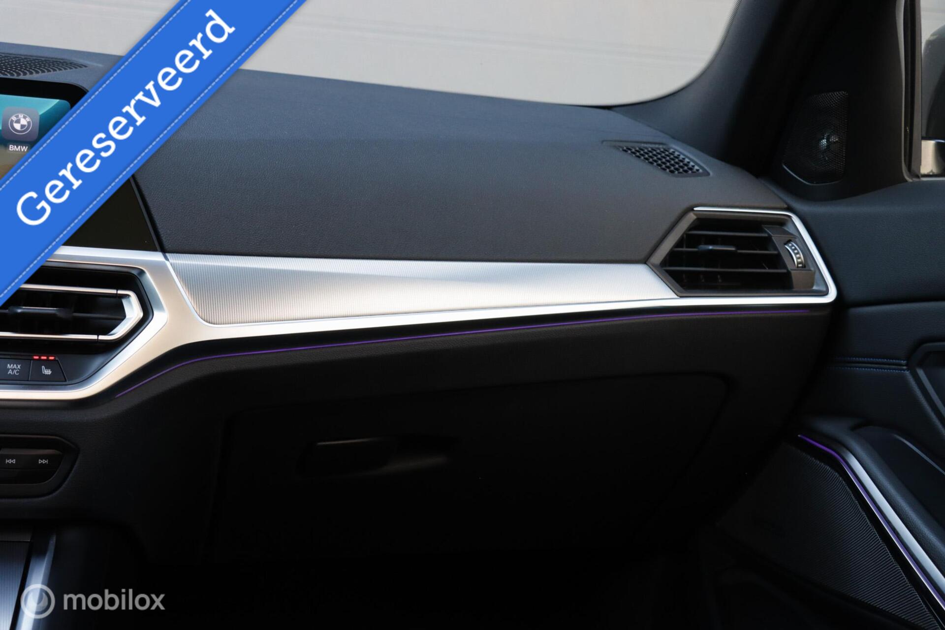 Foto van BMW 330e xDrive
