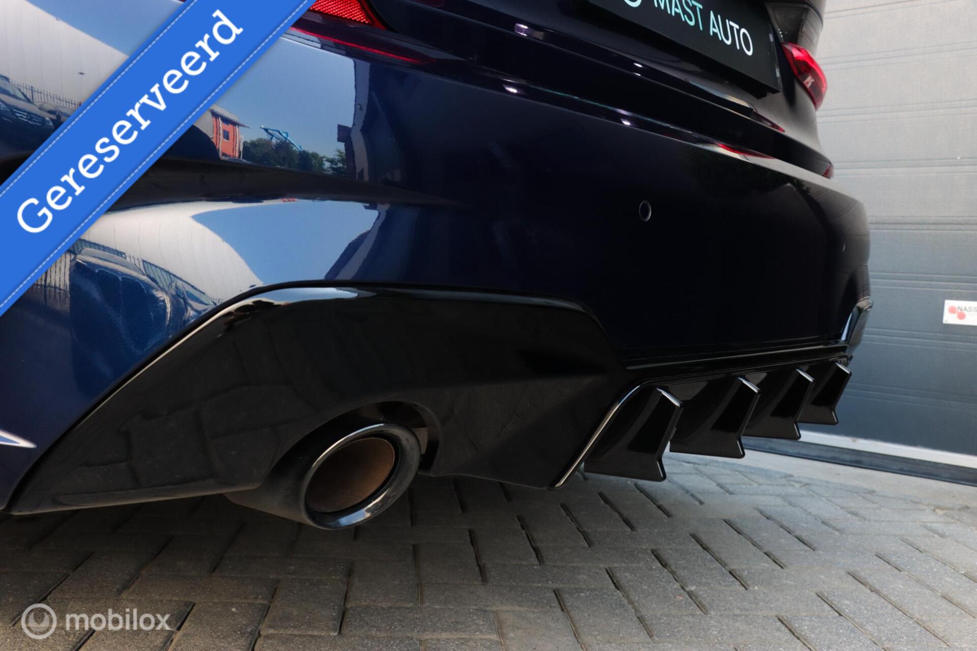 Foto van BMW 330e xDrive