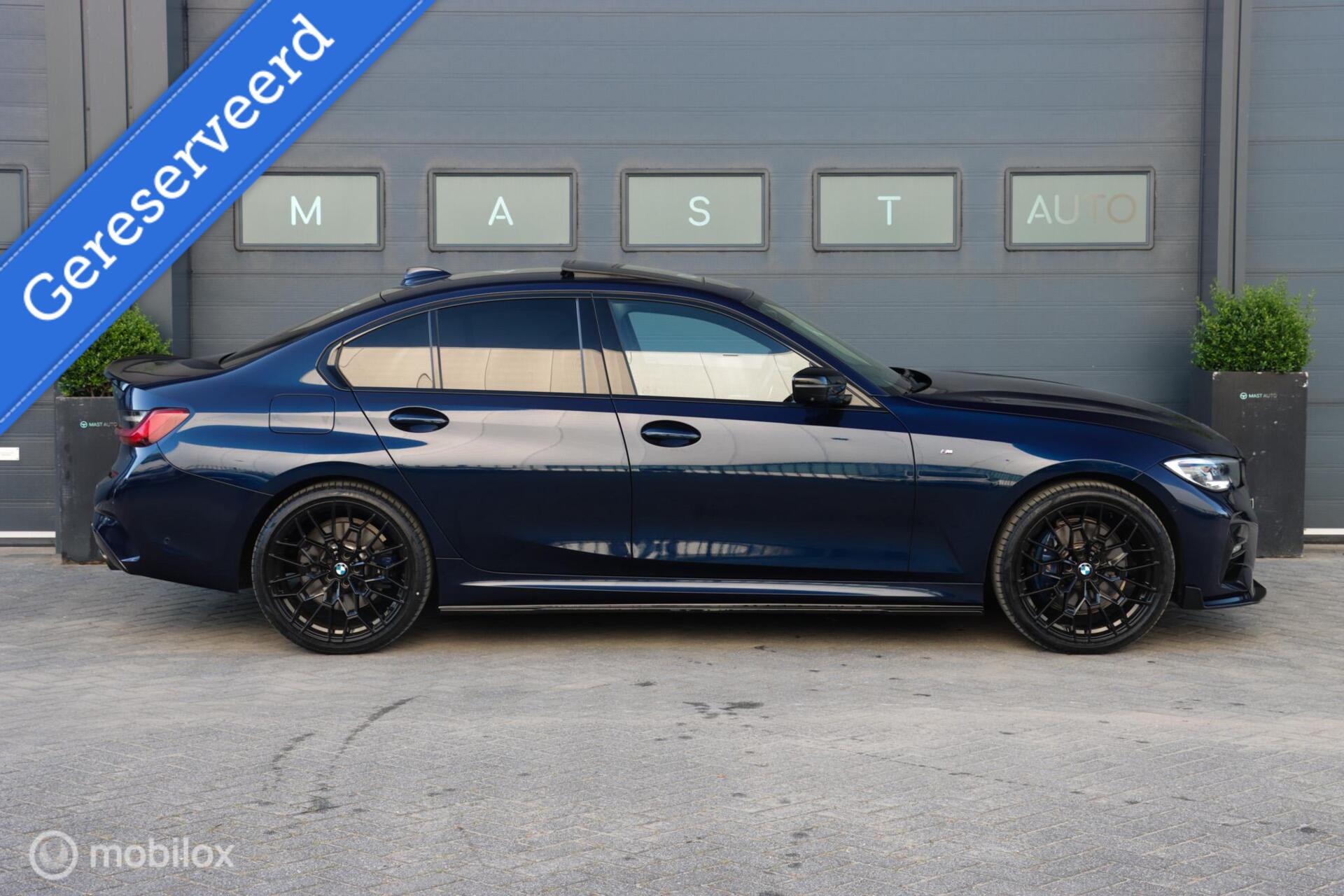 Foto van BMW 330e xDrive