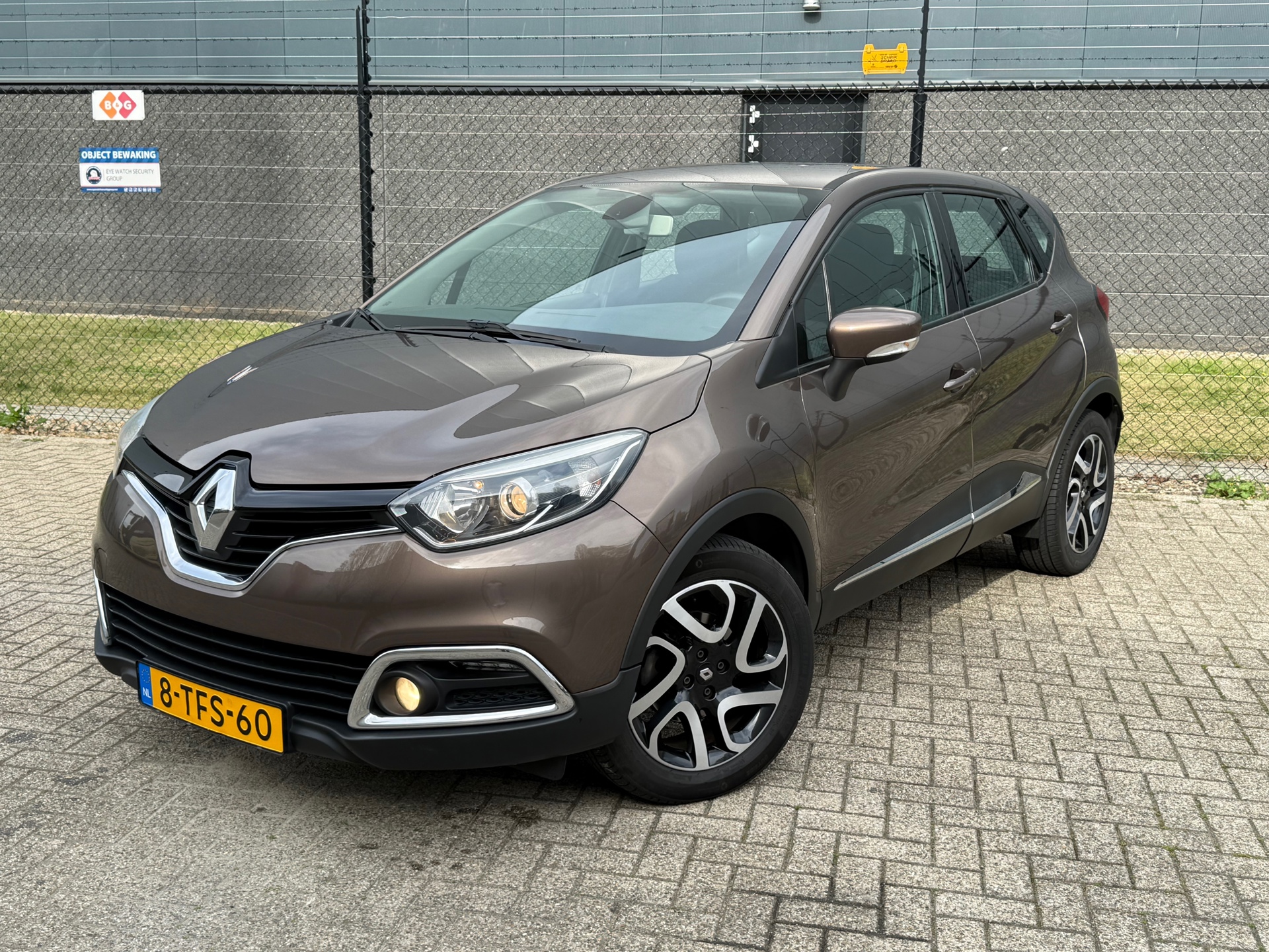 Renault Captur 1.2 TCe Dynamique Automaat |Navi| |Org.NL| 2014 - voorkant