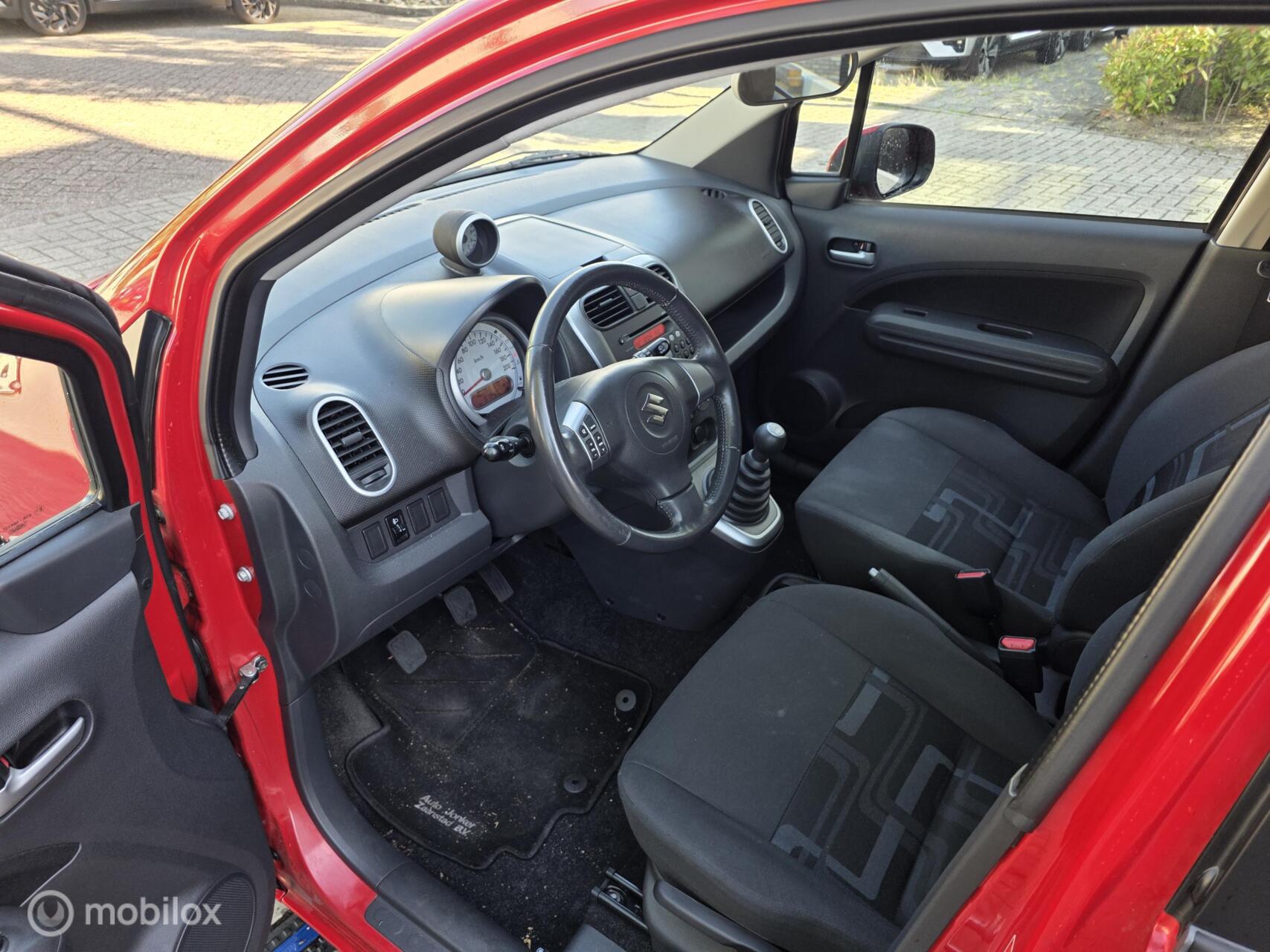 Foto van Suzuki Splash