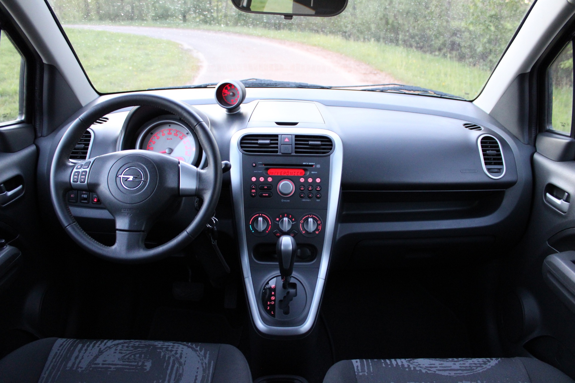 Foto van Opel Agila