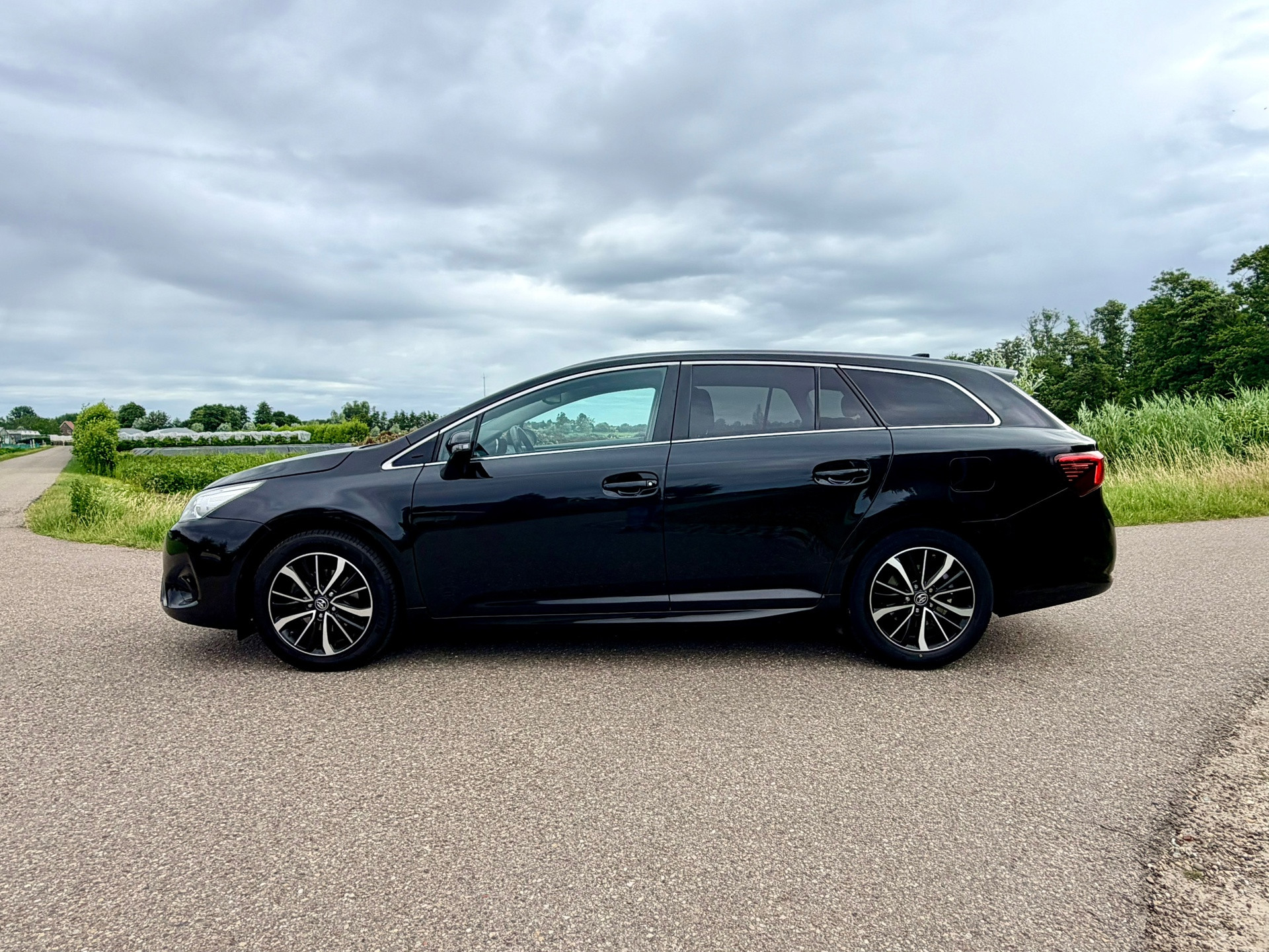 Foto van Toyota Toyota Avensis