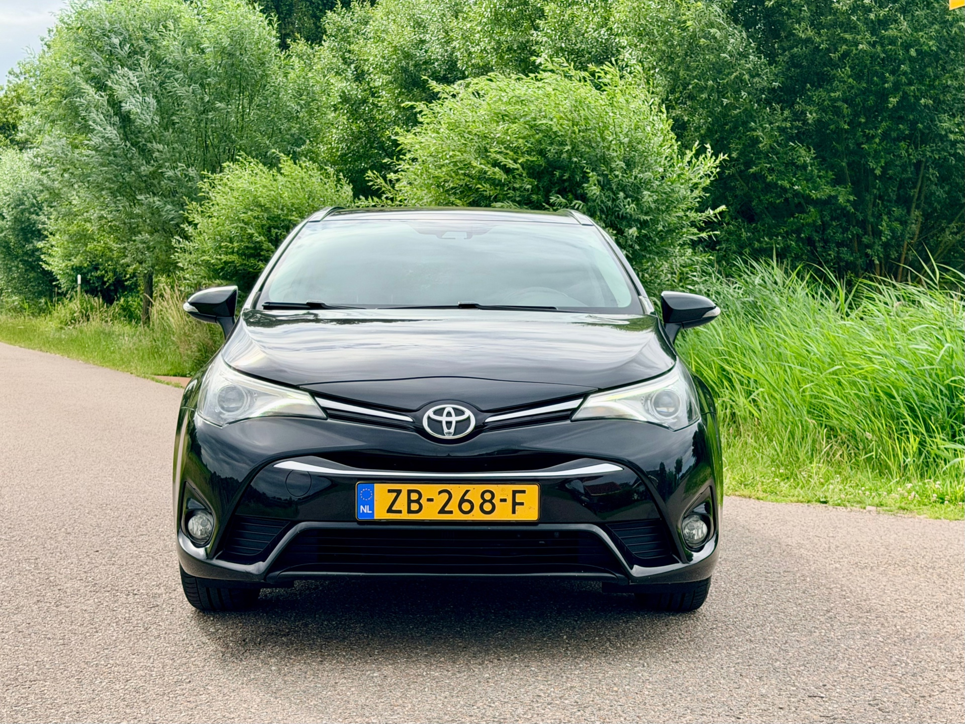 Foto van Toyota Toyota Avensis