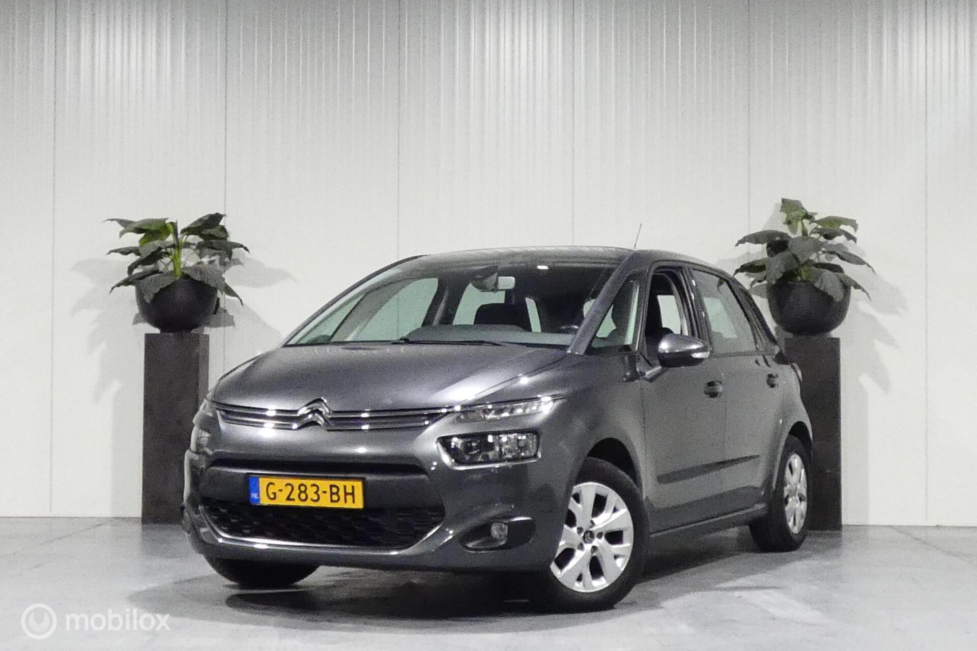 Citroen C4 Picasso 1.2 PureTech Live 2016 - voorkant