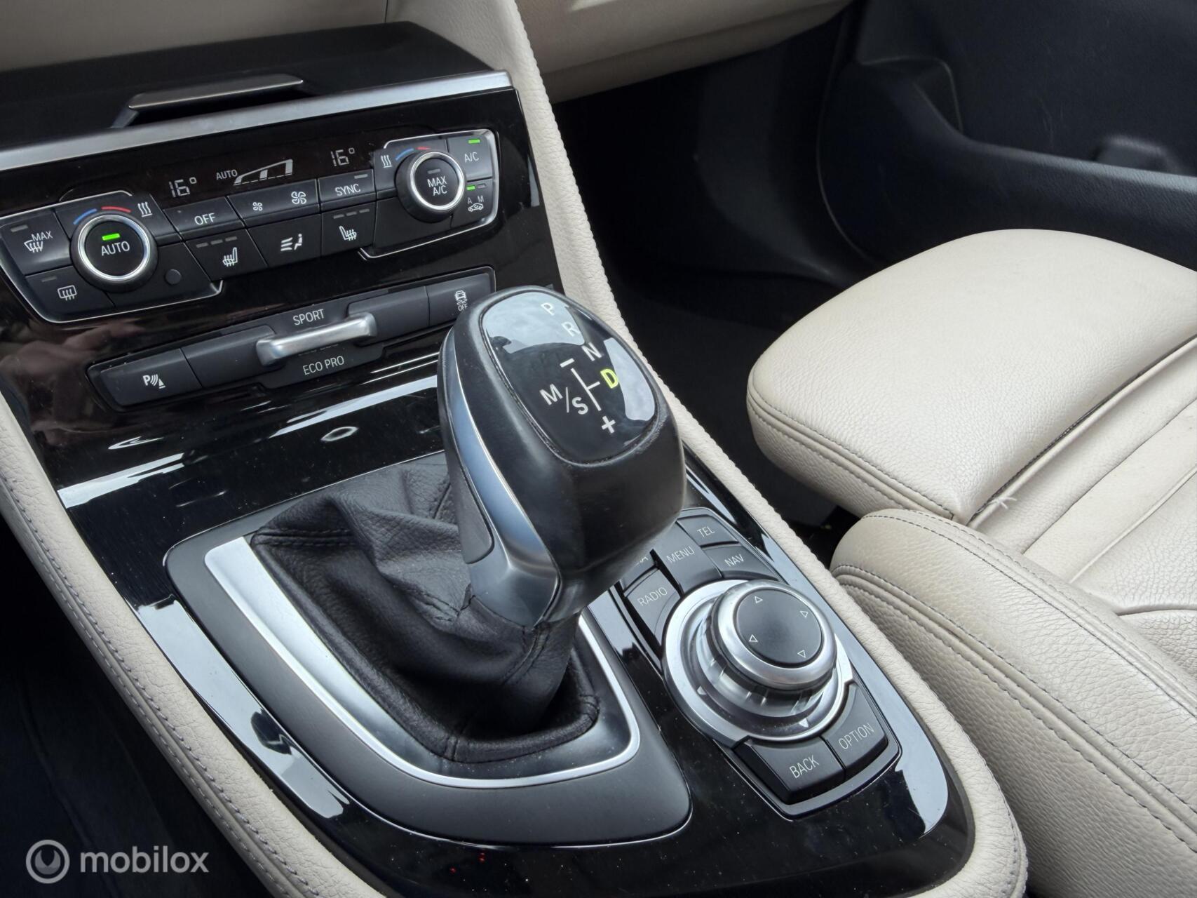Foto van BMW 218i Active Tourer