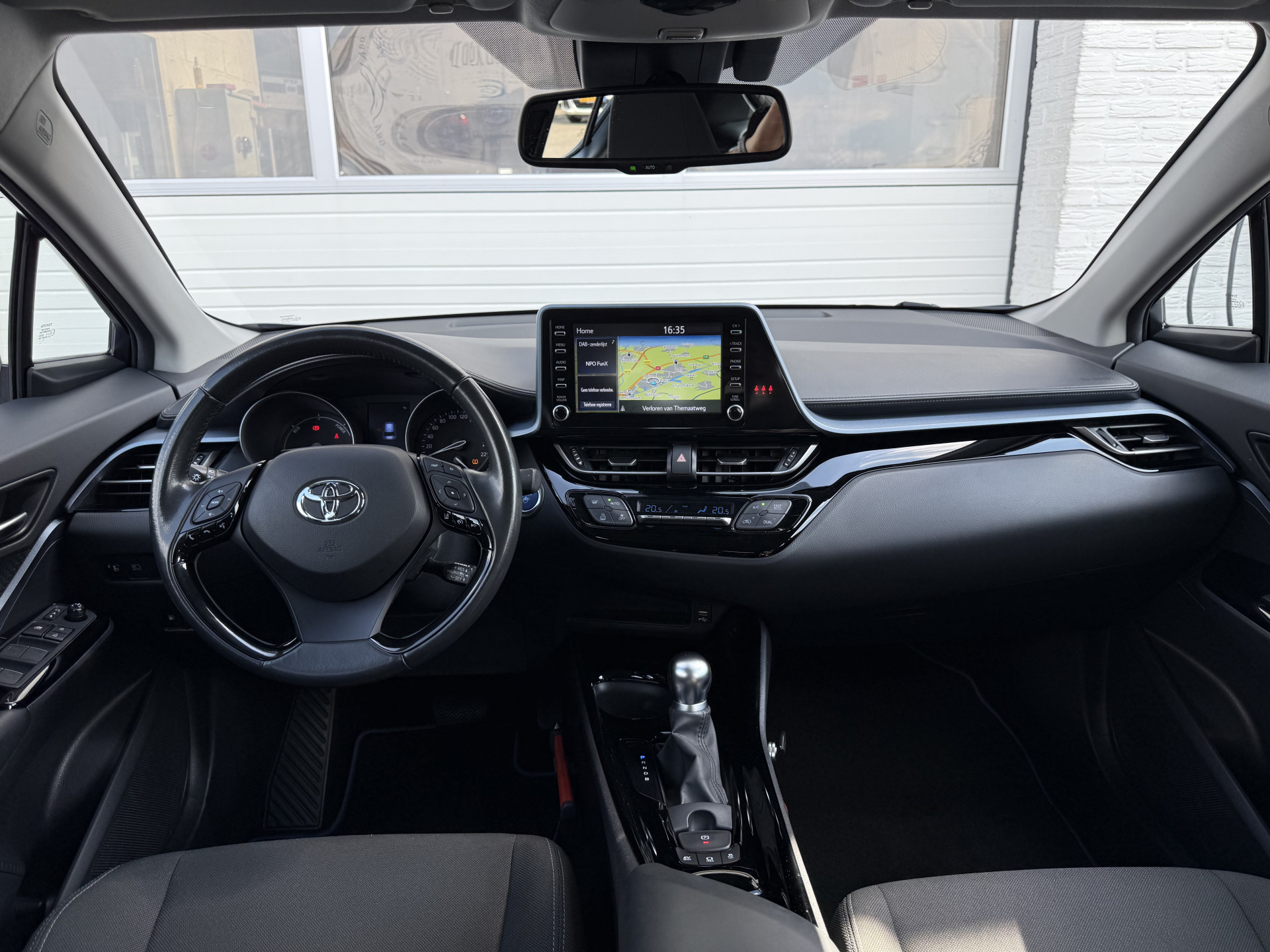 Foto van Toyota Toyota C-hr