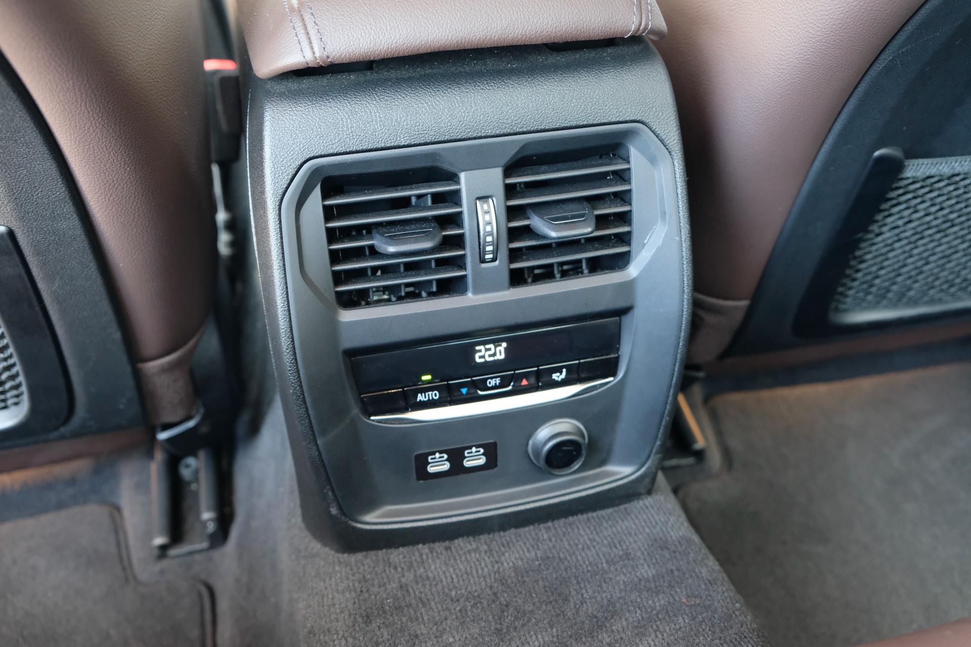 Foto van BMW 330e