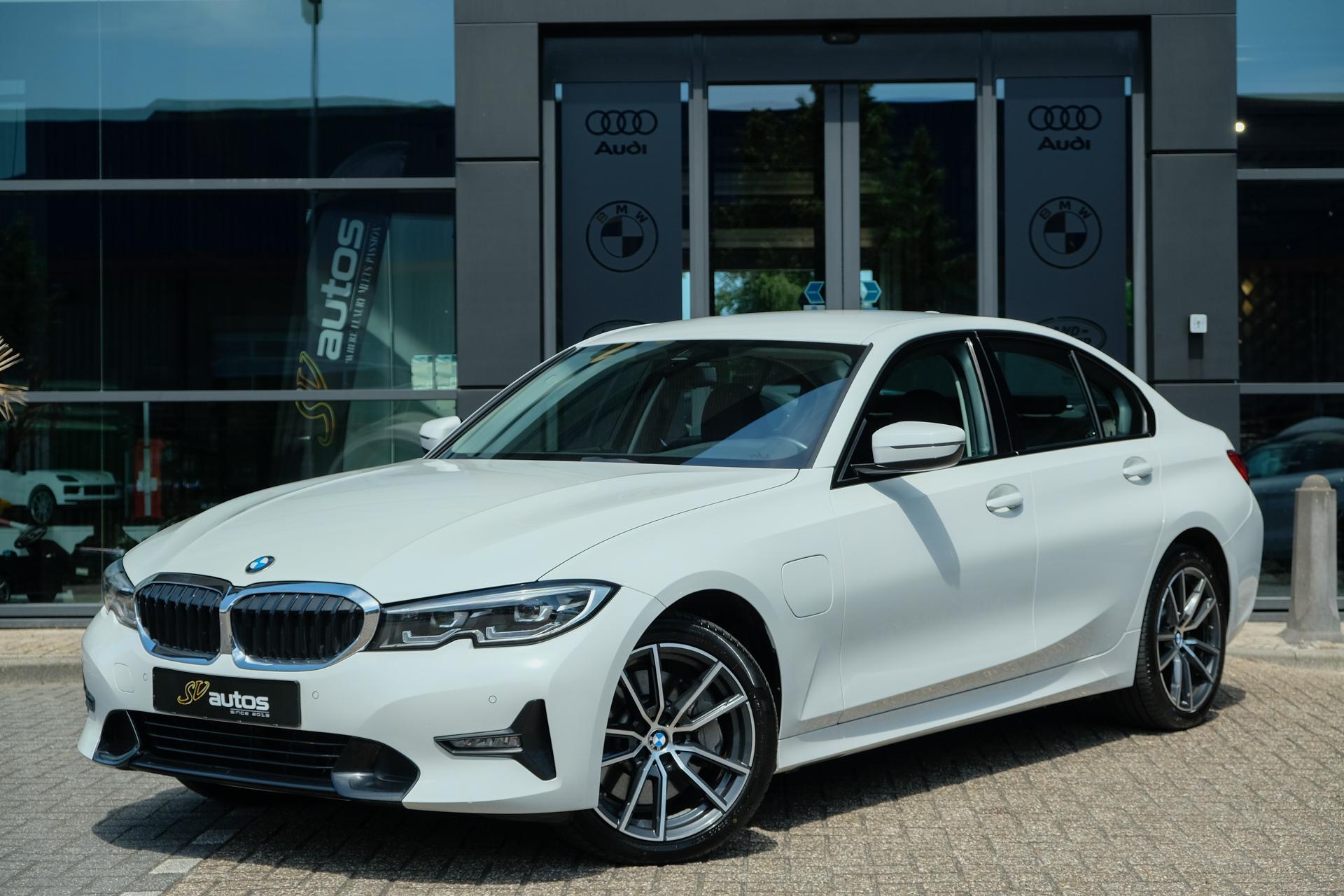 Foto van BMW 330e