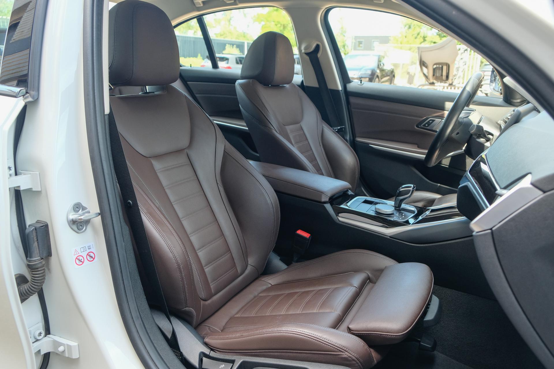 Foto van BMW 330e