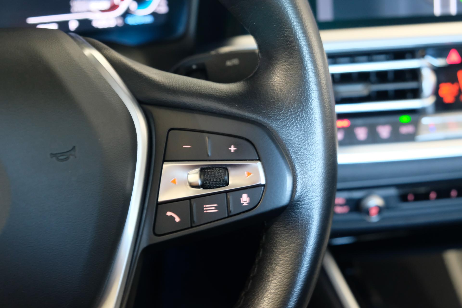 Foto van BMW 330e