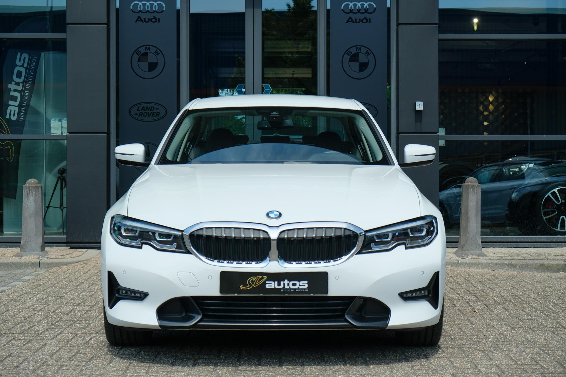 Foto van BMW 330e