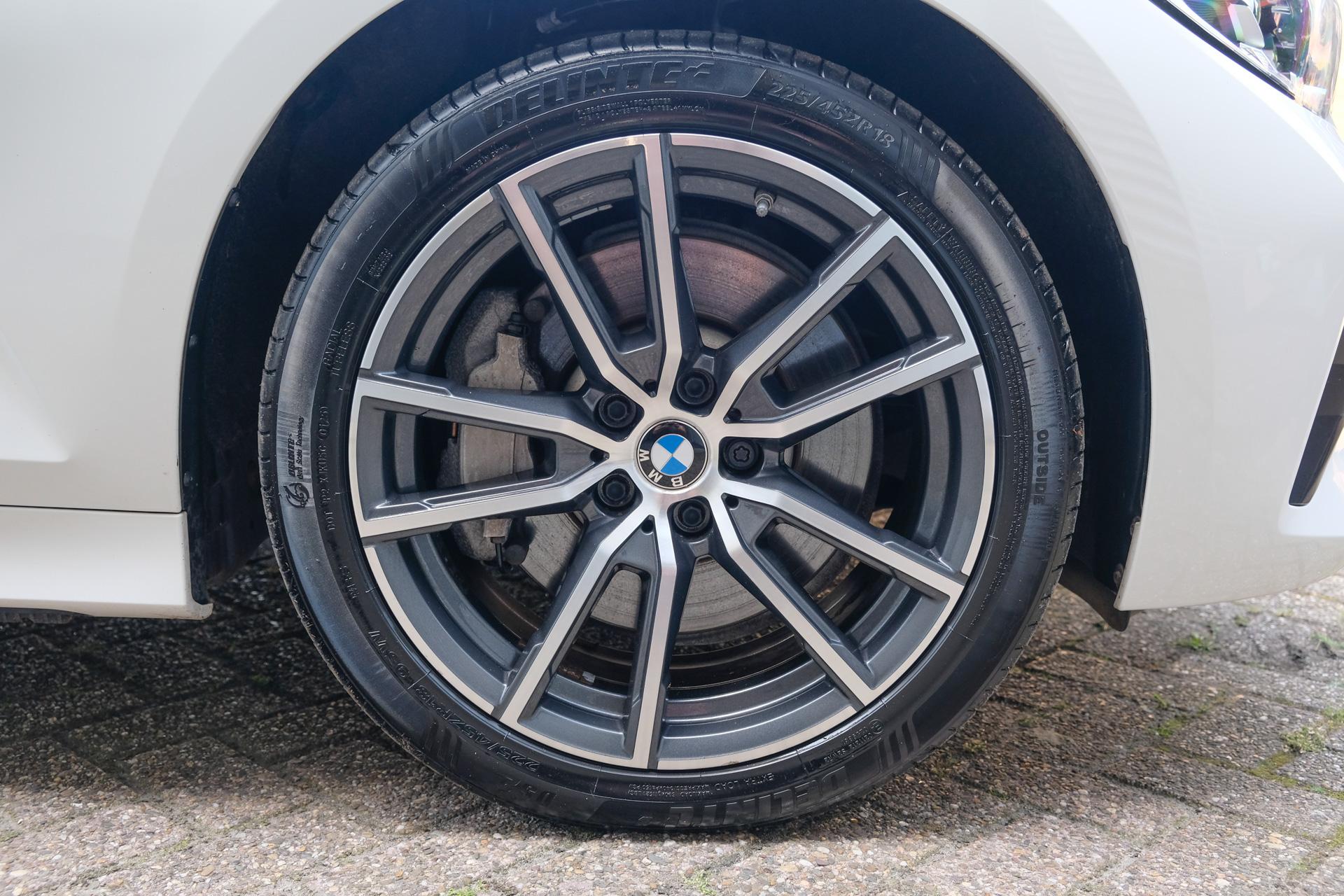Foto van BMW 330e