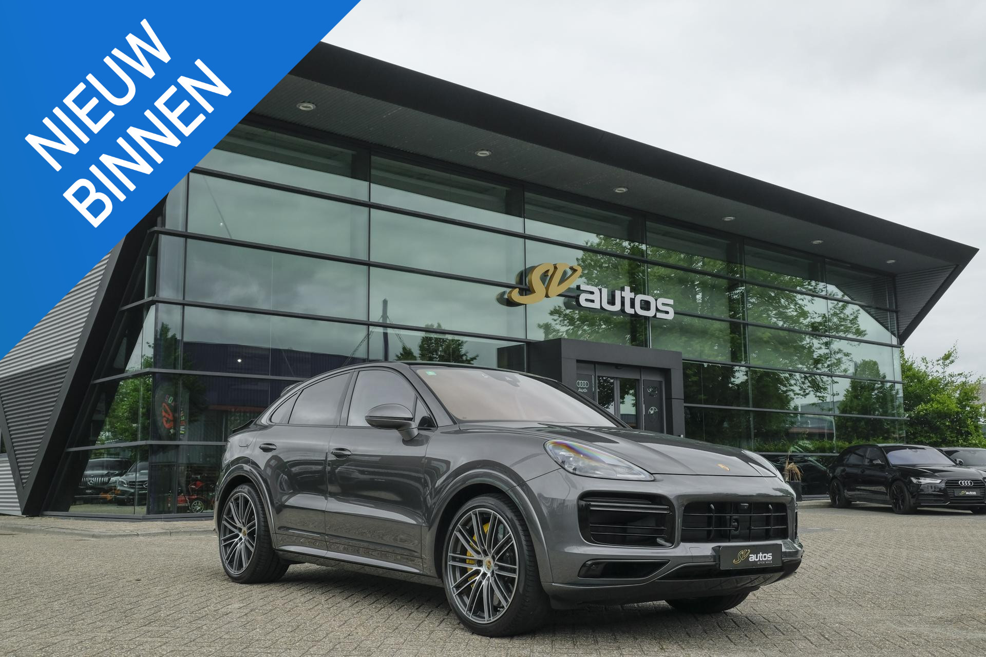 Foto van PORSCHE CAYENNE TURBO S E-HYBRID
