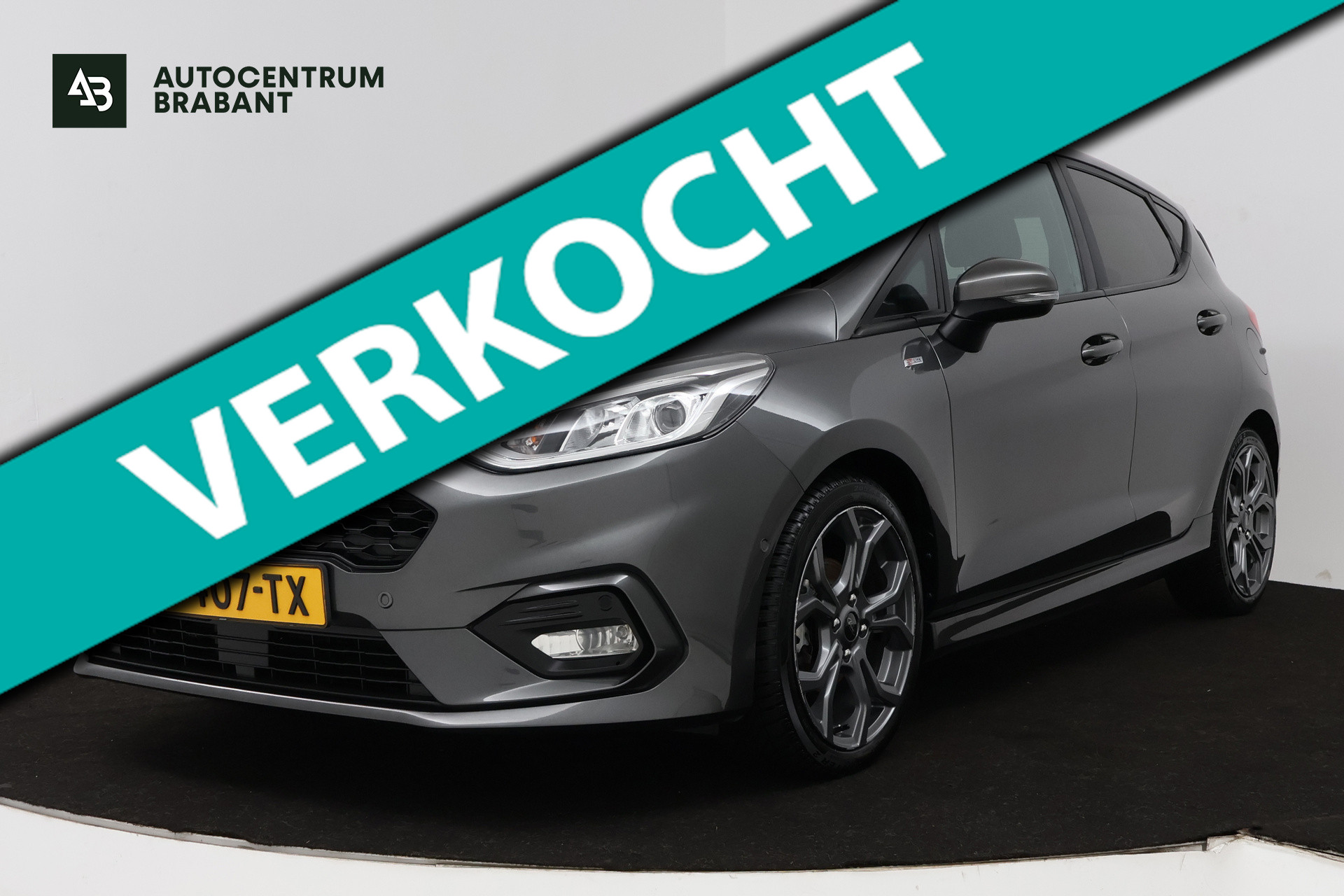 Ford Fiesta 1.0 EcoBoost Hybrid ST-Line X (TREKHAAK, CAMERA, STOEL/STUUR VERWARMING, CRUISE CONTROL ADAPTIEF, PARKEERSENSOREN) 2021 - voorkant