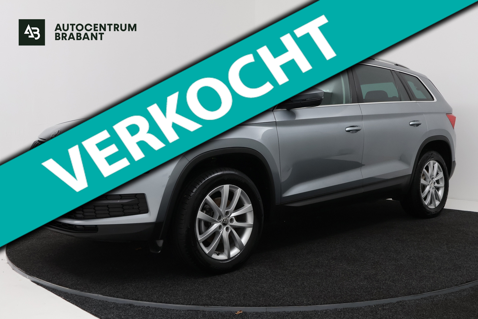 Skoda Kodiaq 1.5 TSI Business Edition 7p (PANORAMADAK, TREKHAAK, CAMERA, CRUISE ADAPTIEF, STOELVERWARMING, NAVIGATIE CARPLAY) 2021 - voorkant