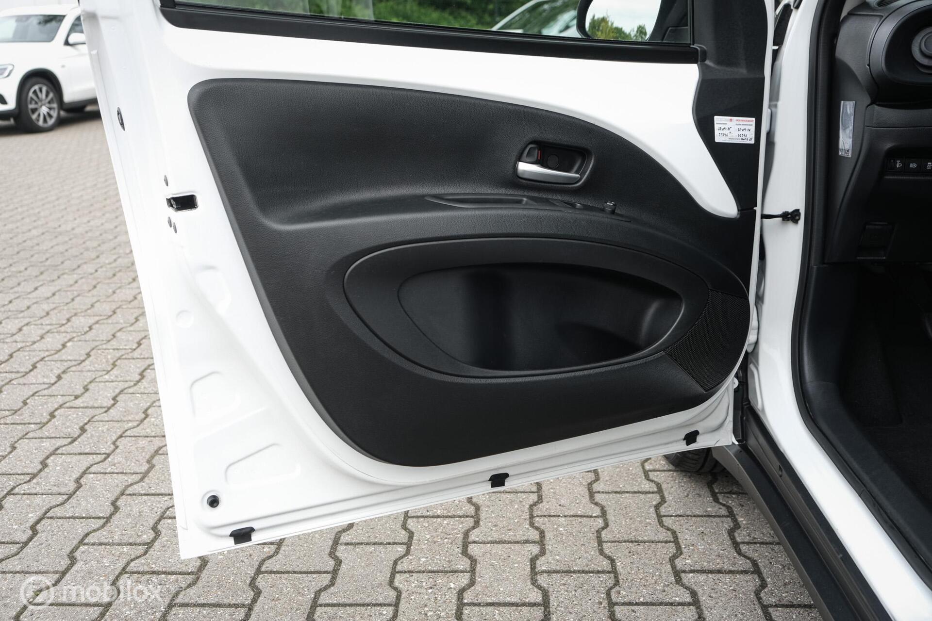 Foto van Toyota Toyota Aygo X