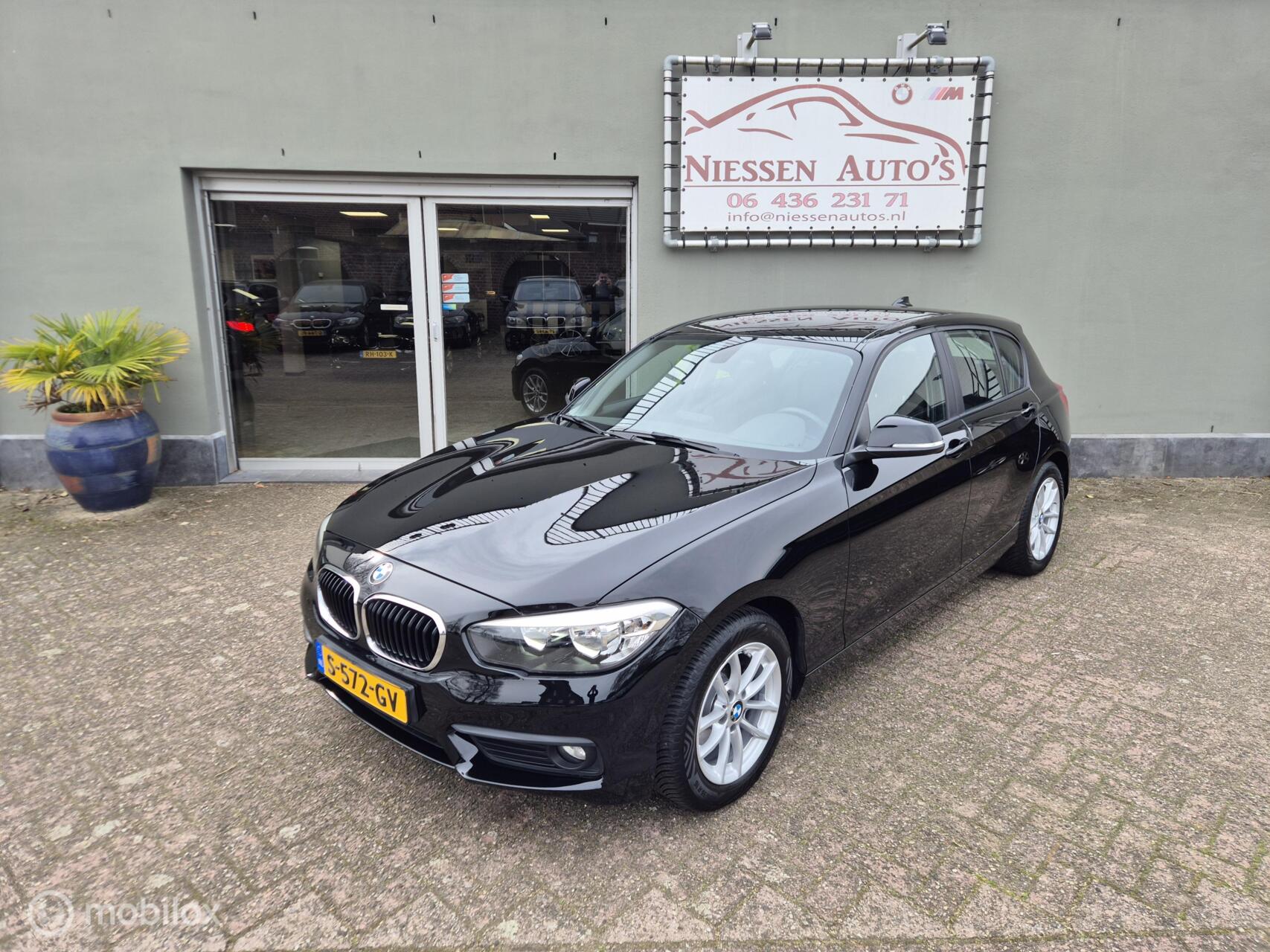BMW 116i F20 lci 116i executive Carplay/Turbo vervangen 2015 - voorkant