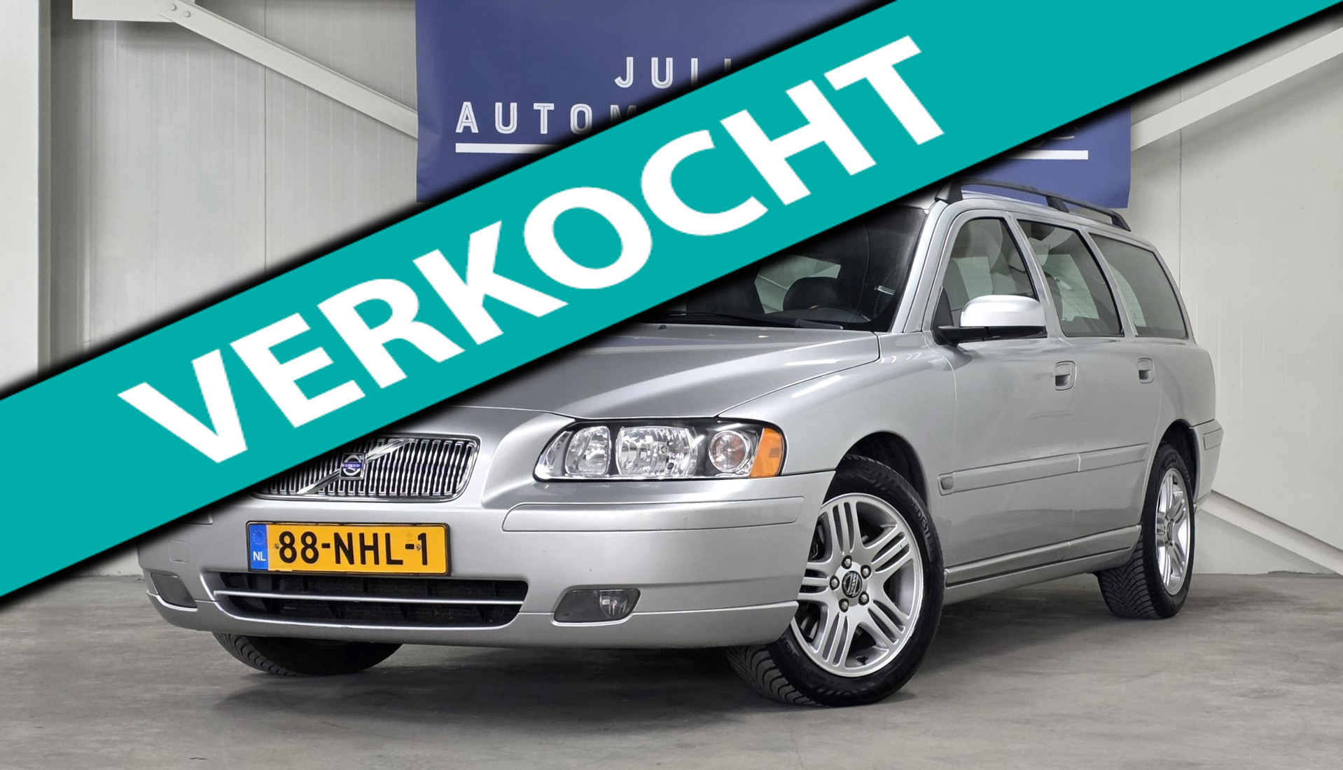Volvo V70 2.4 D5 Super Netjes Trekhaak Airco Garantie! 2005 - voorkant