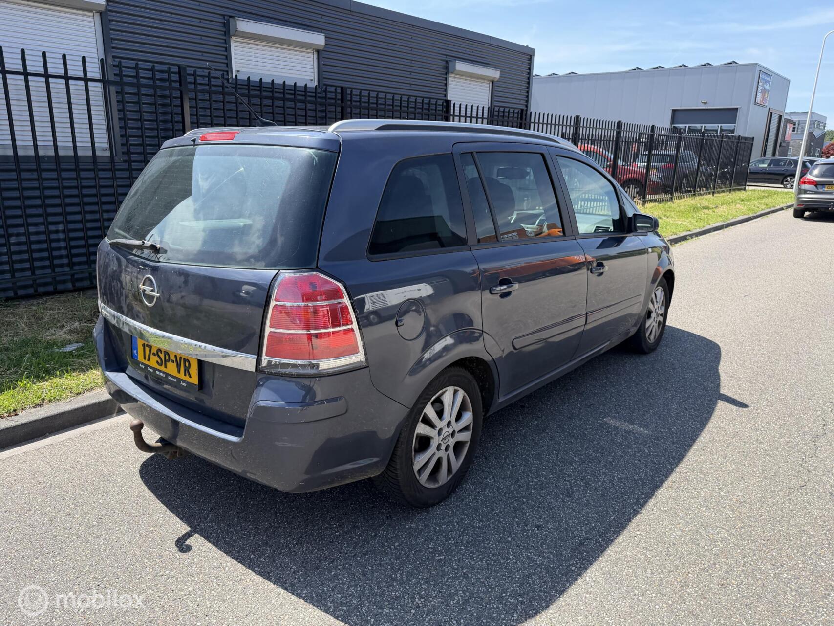 Foto van Opel Zafira