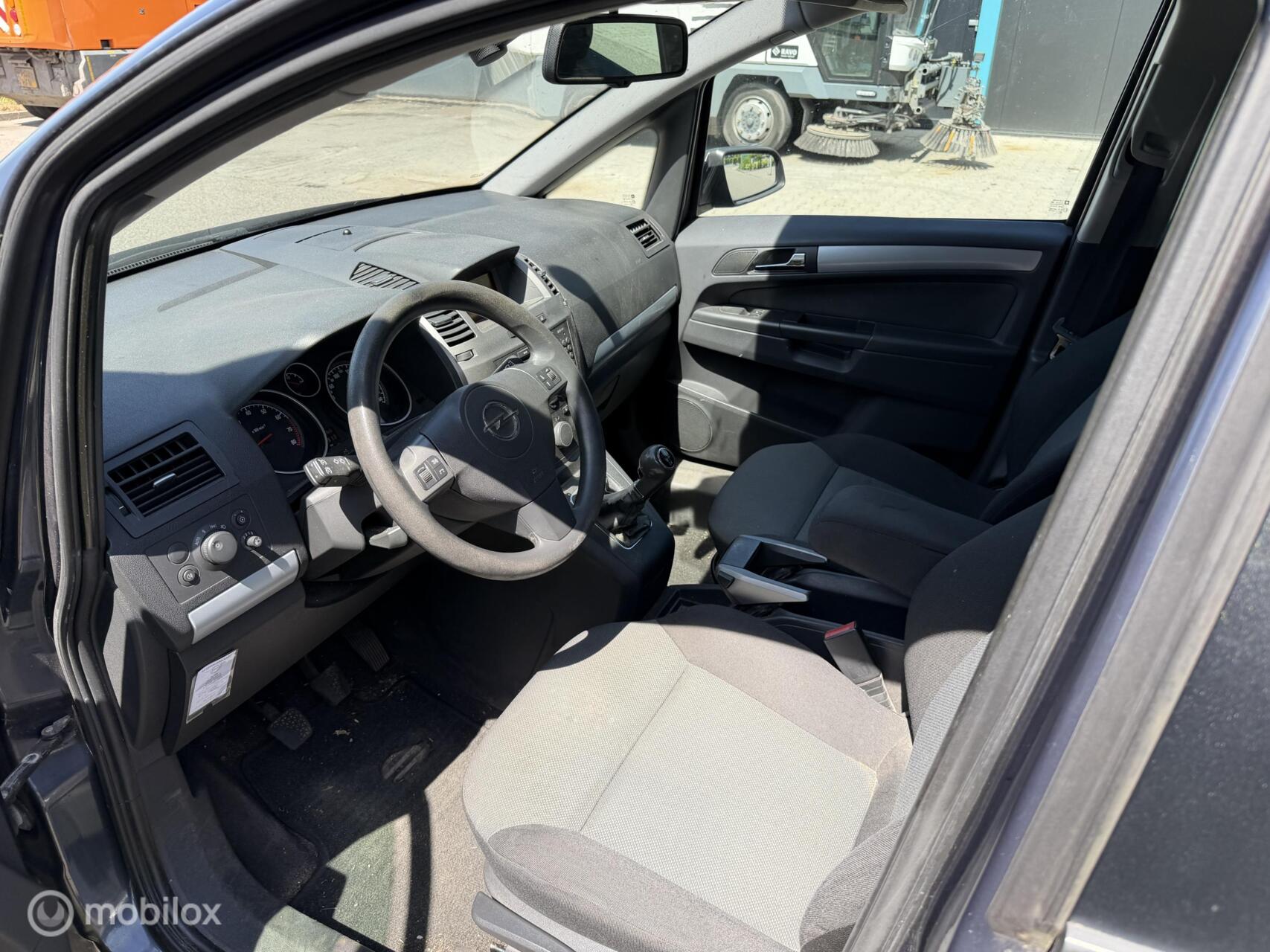 Foto van Opel Zafira