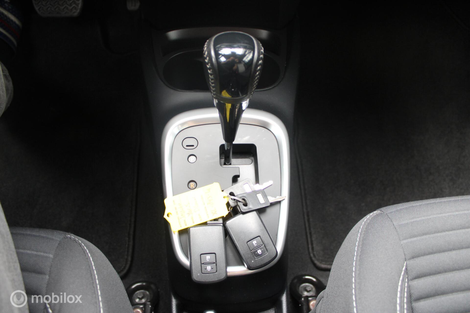 Foto van Toyota Toyota Yaris Hybrid