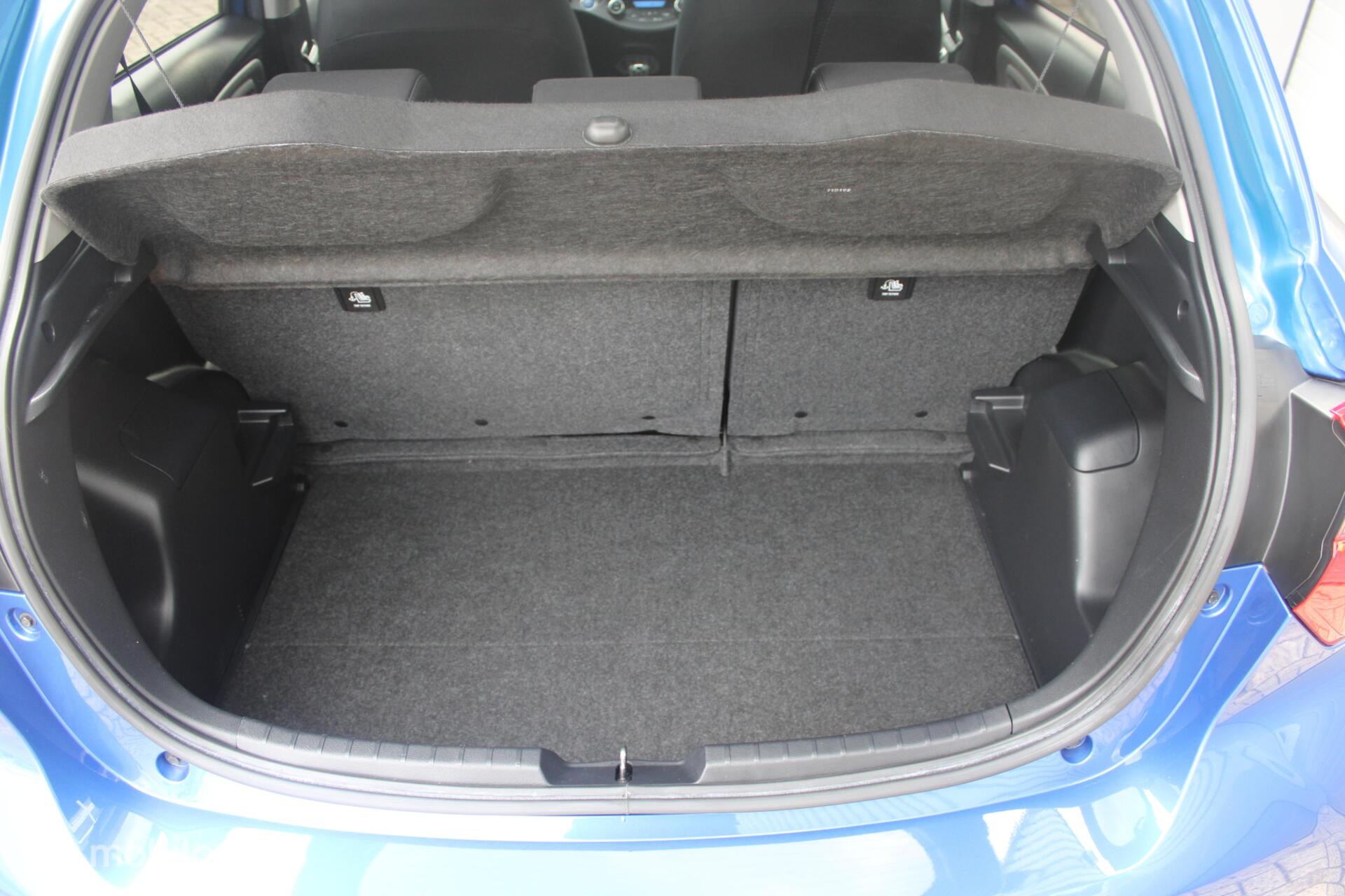 Foto van Toyota Toyota Yaris Hybrid