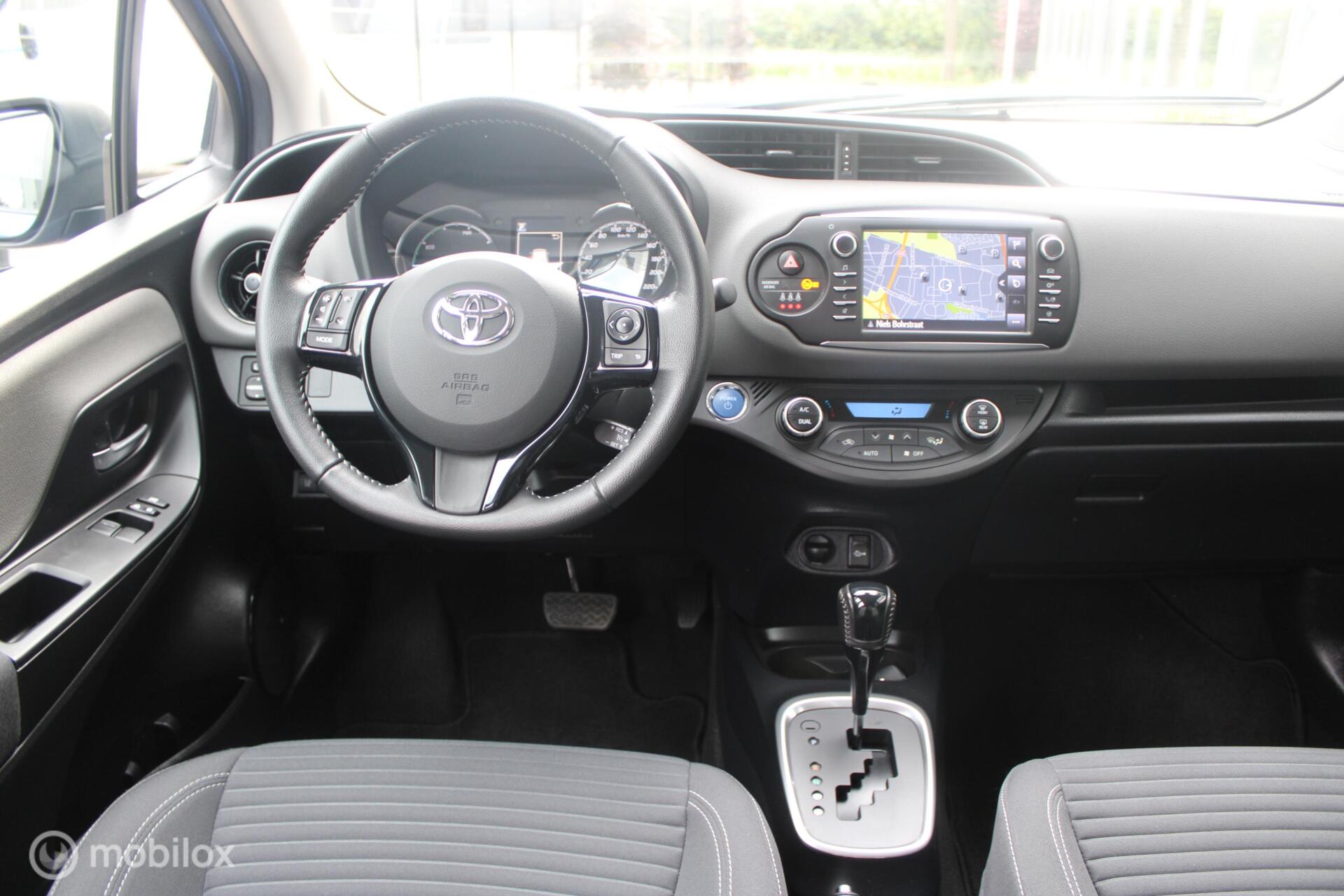 Foto van Toyota Toyota Yaris Hybrid