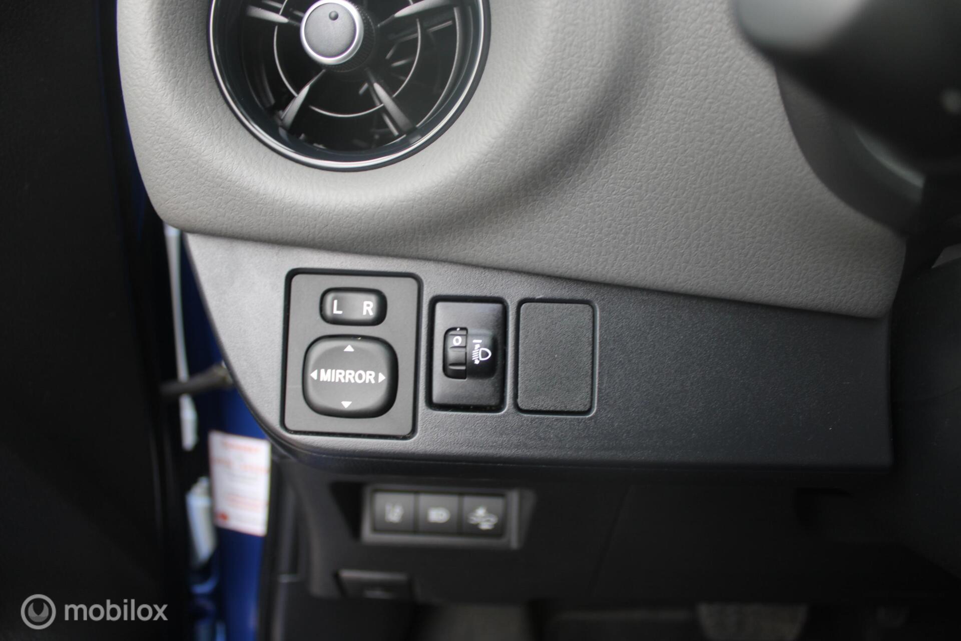 Foto van Toyota Toyota Yaris Hybrid