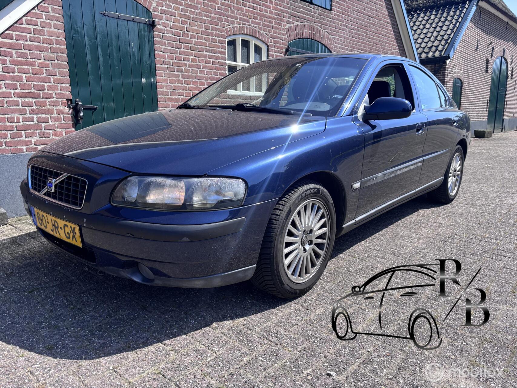 Volvo S60 2.4 AUTOMAAT  Caplay Airco Trekhaak Cruise Control 2002 - voorkant