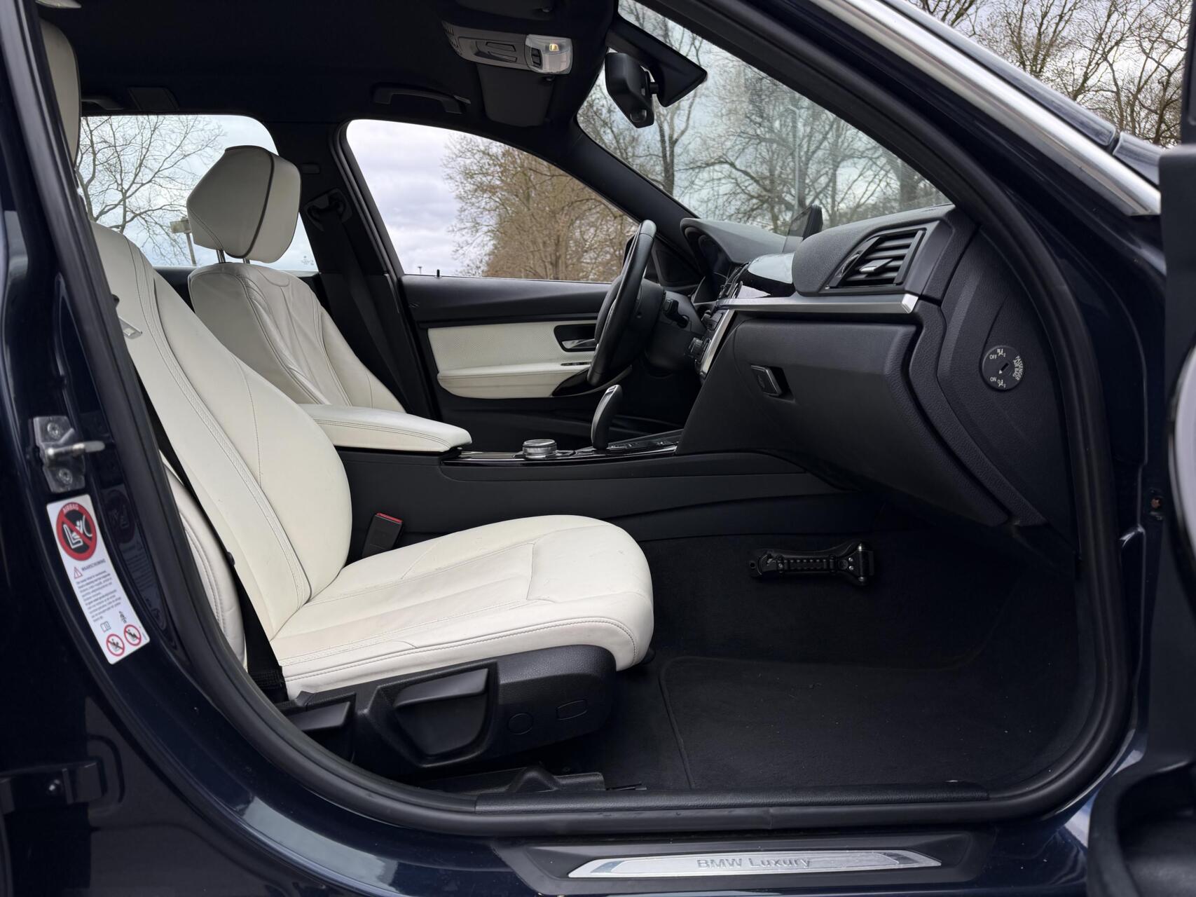 Foto van BMW 328i xDrive
