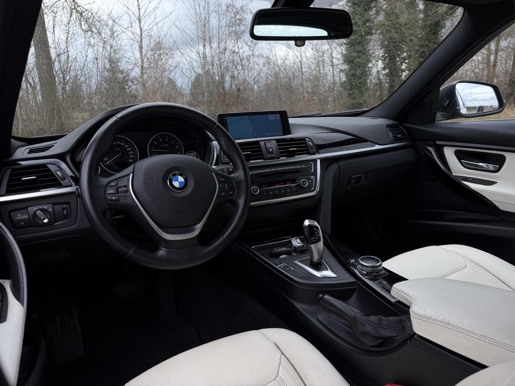 Foto van BMW 328i xDrive