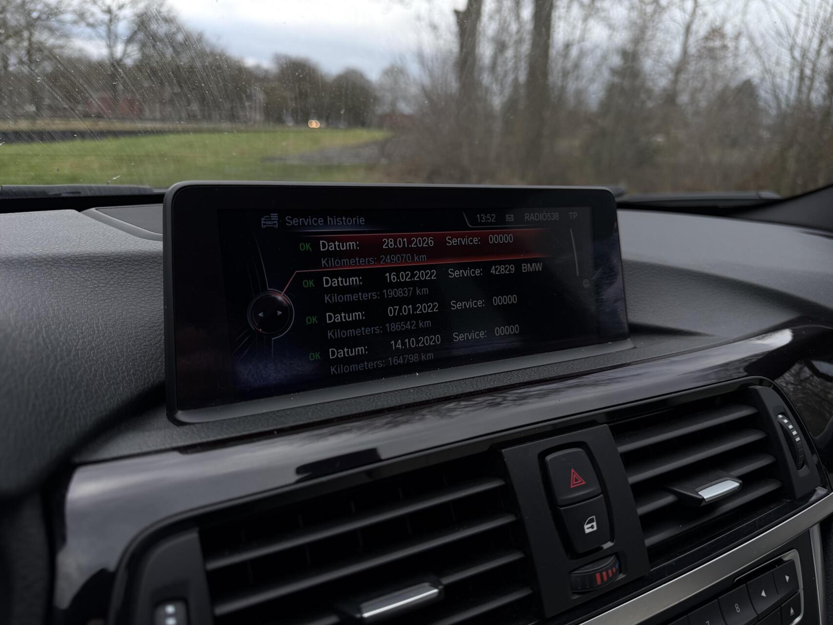 Foto van BMW 328i xDrive