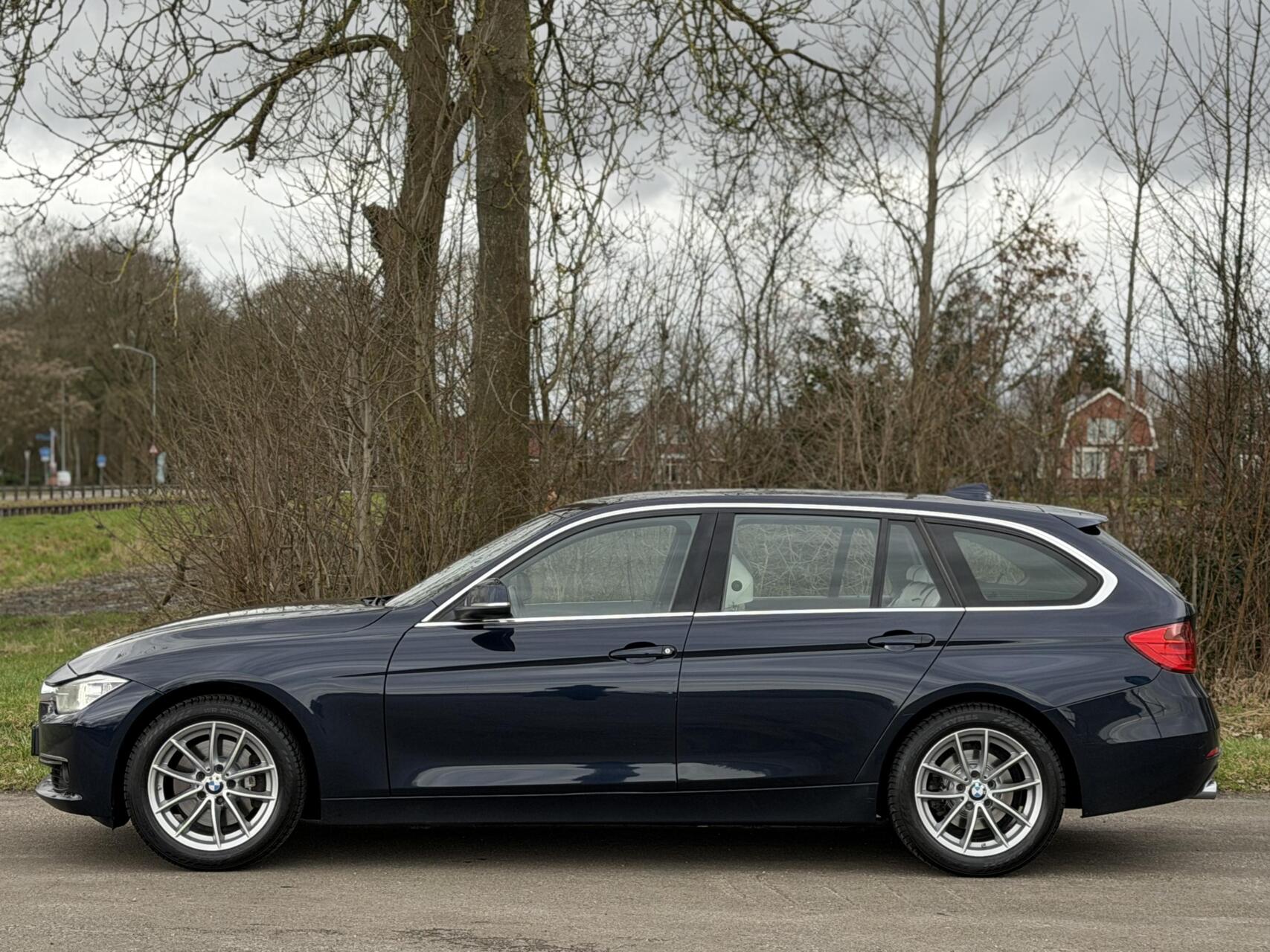 Foto van BMW 328i xDrive