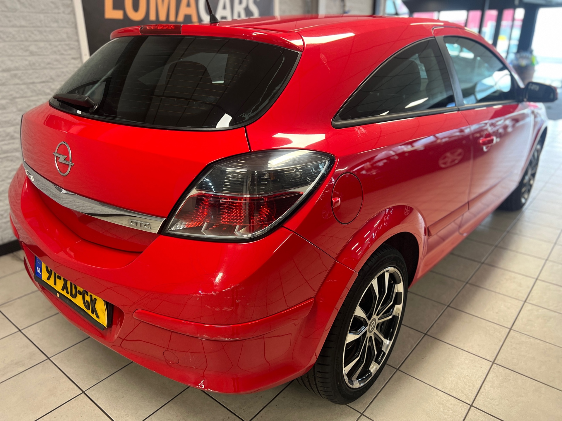 Foto van Opel Astra GTC