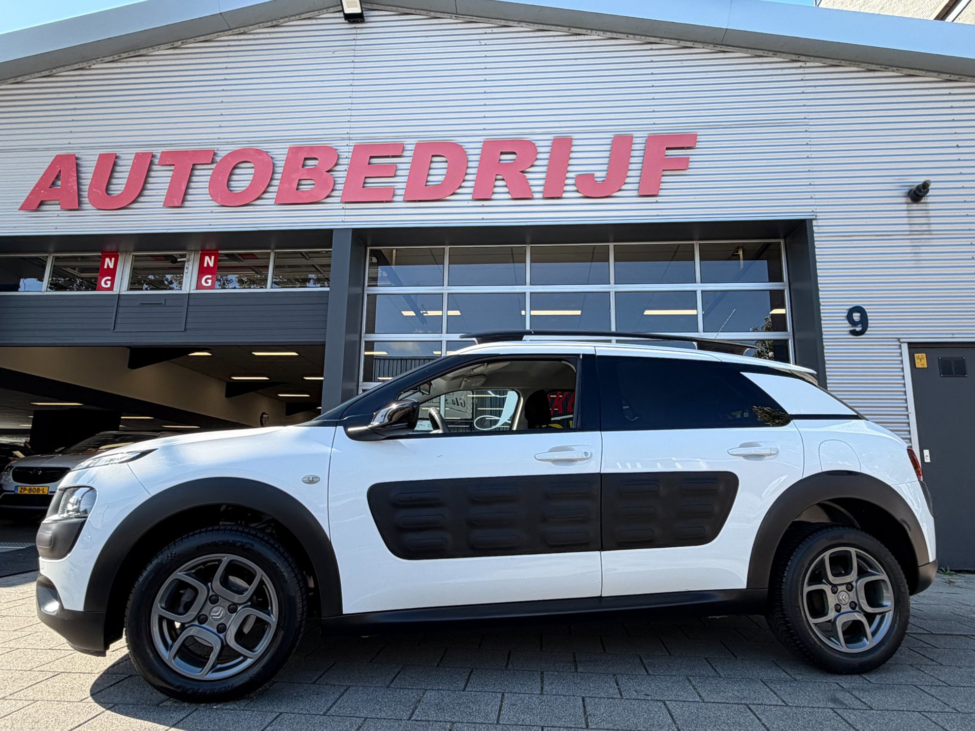 Foto van Citroen C4 Cactus