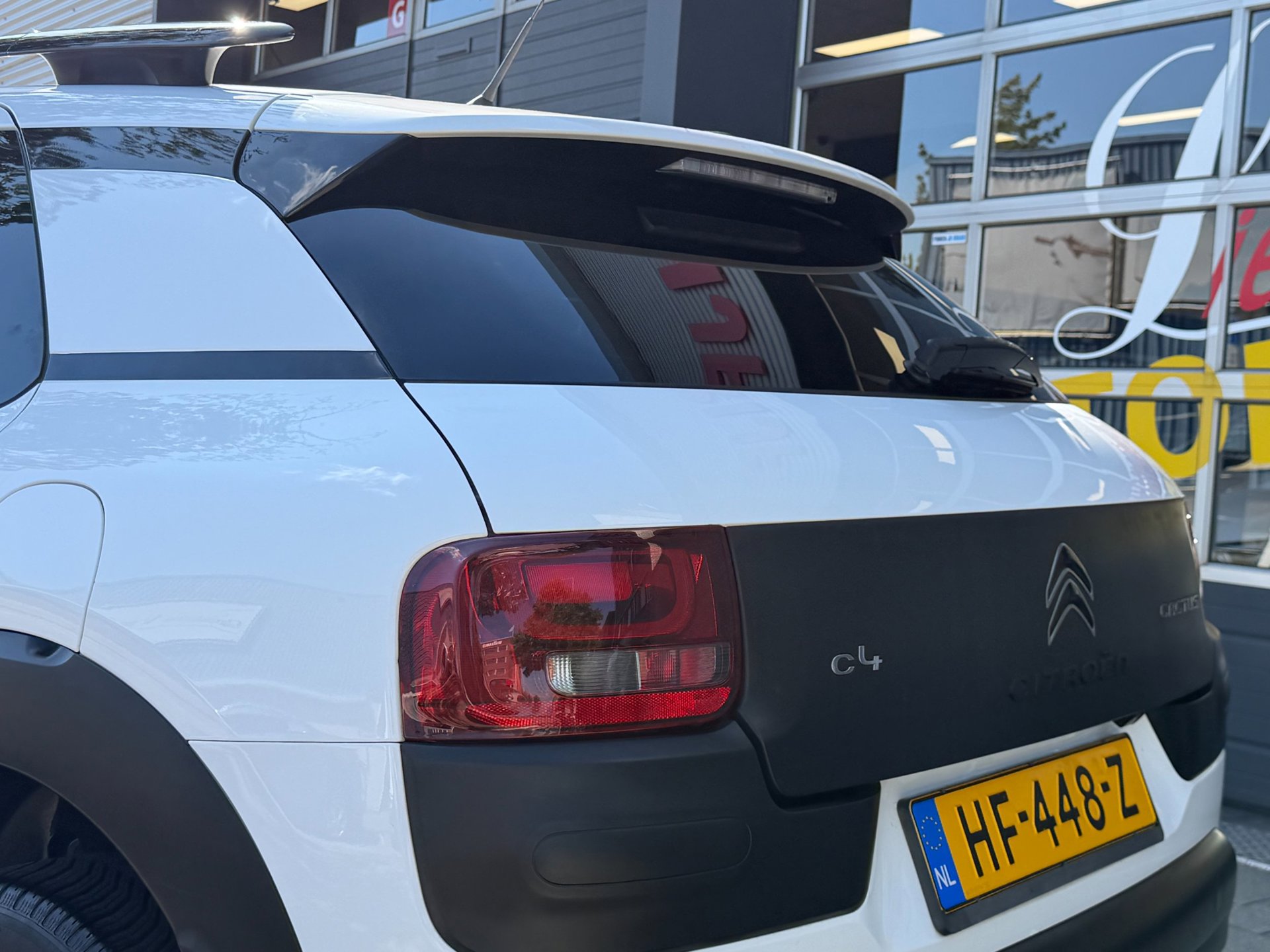 Foto van Citroen C4 Cactus