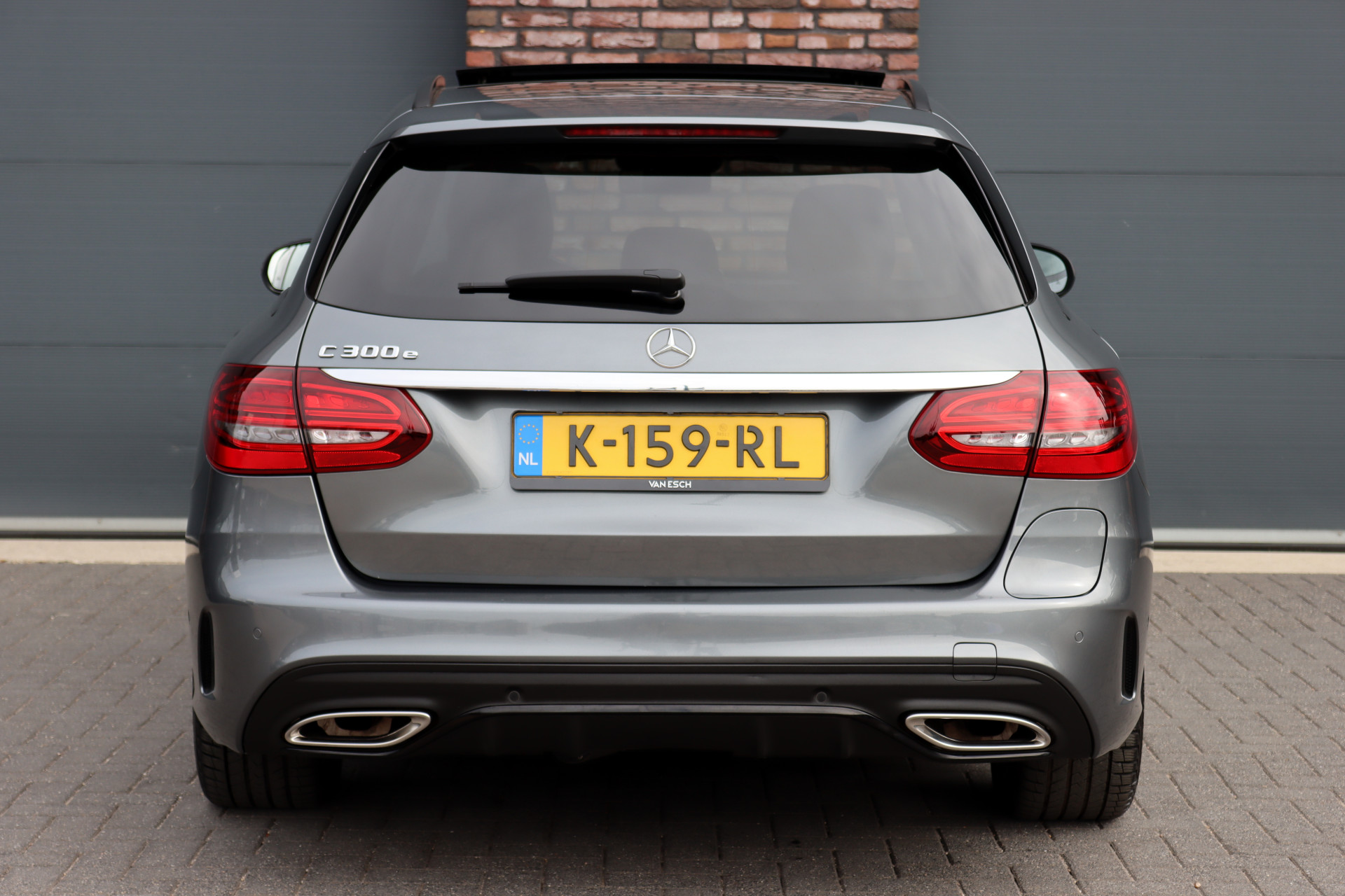 Foto van Mercedes-Benz C 300 E