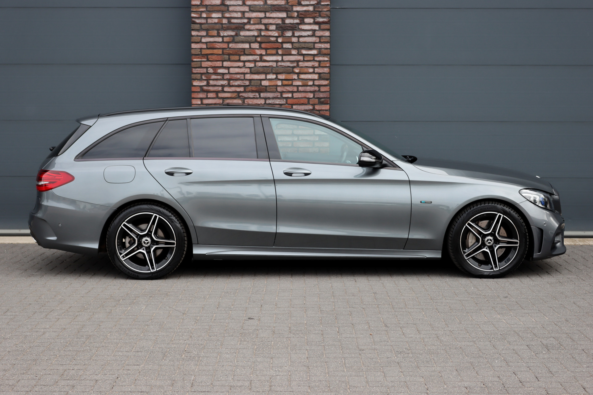 Foto van Mercedes-Benz C 300 E