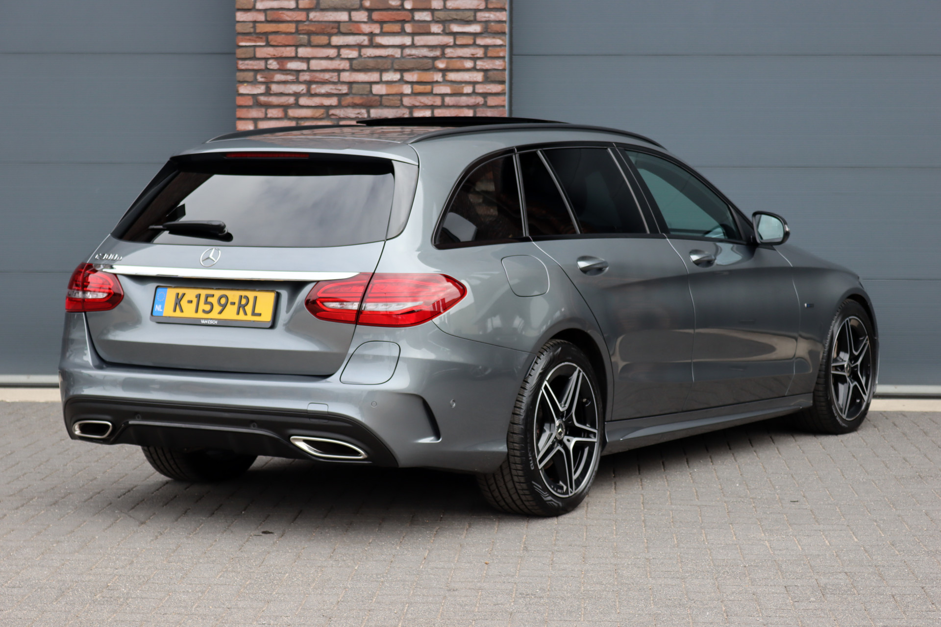 Foto van Mercedes-Benz C 300 E