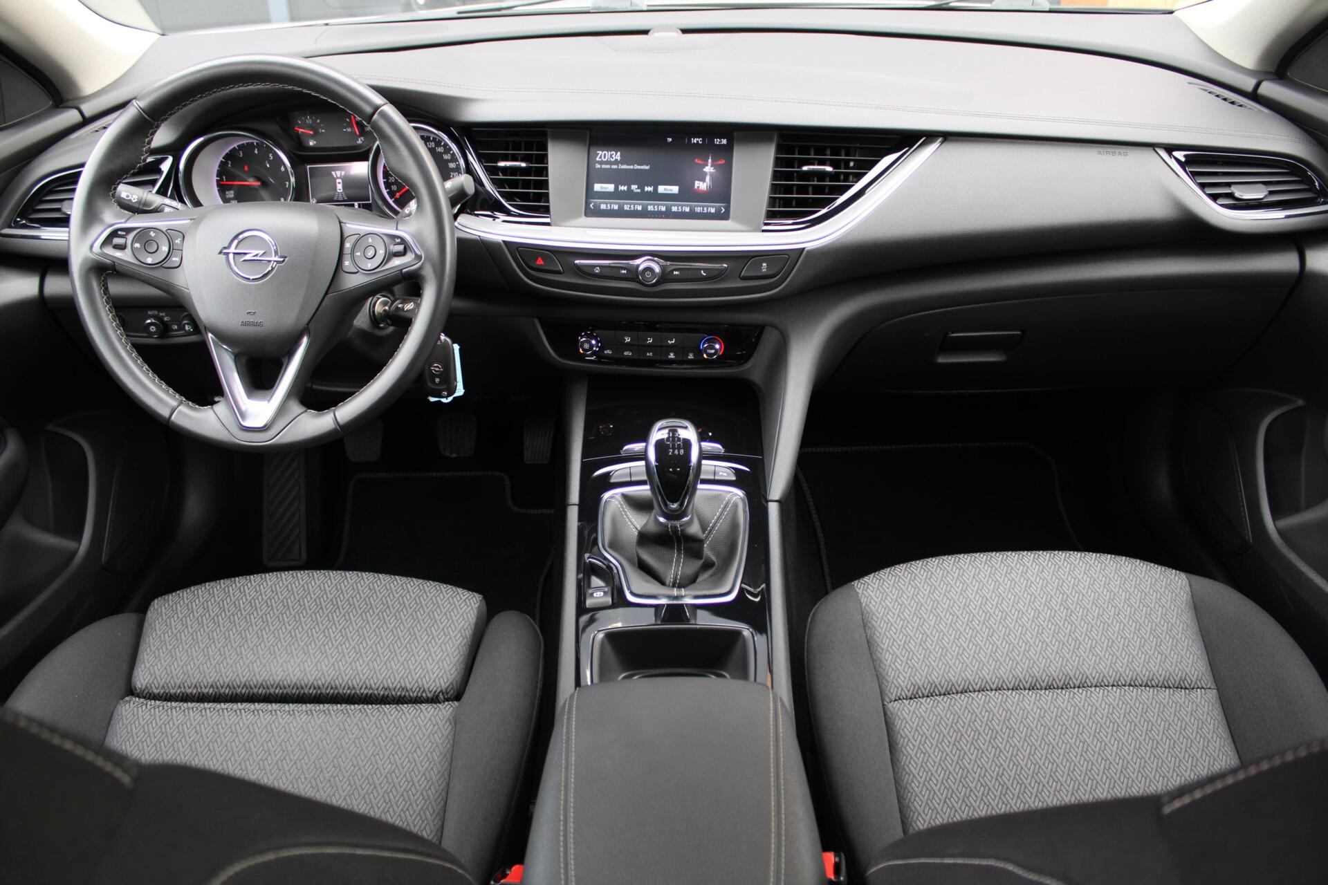 Foto van Opel Insignia Grand Sport
