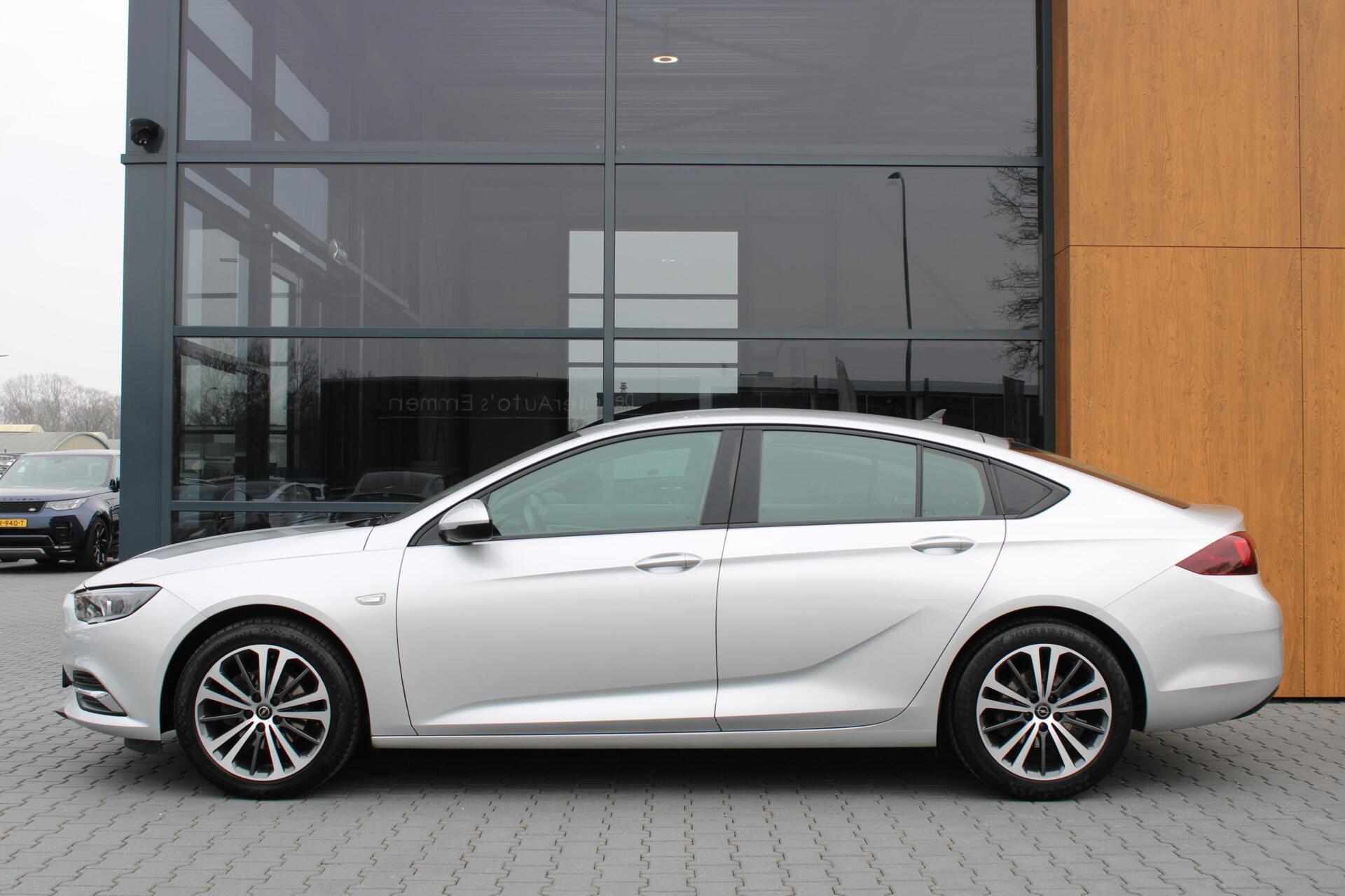 Foto van Opel Insignia Grand Sport