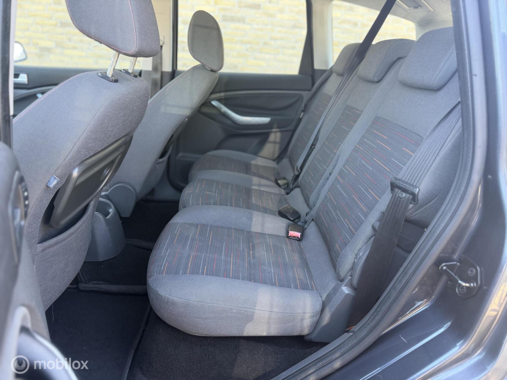 Foto van Ford C-max