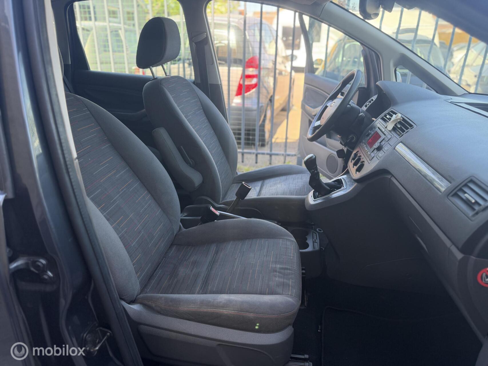 Foto van Ford C-max