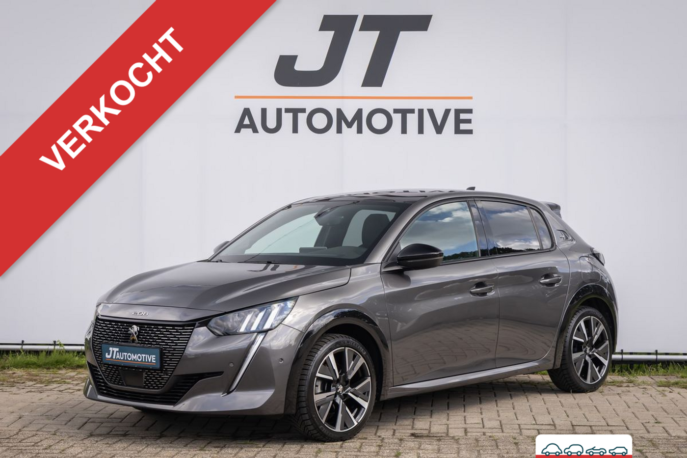 Peugeot 208 1.2 PureTech GT pano | 360 Camera  | PDC | half ledere bekleding | cruise control | Carplay | Voorruitverwarming | 2021 - voorkant