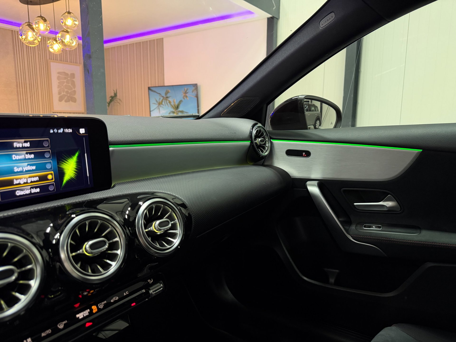 Foto van Mercedes-Benz A 250