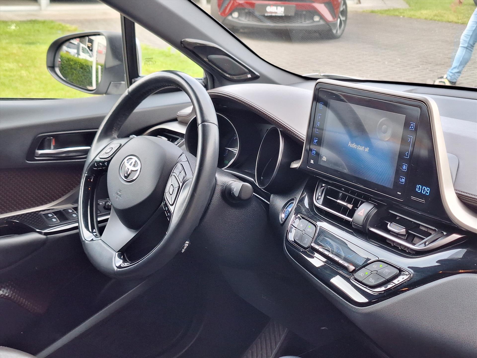Foto van Toyota Toyota C-hr
