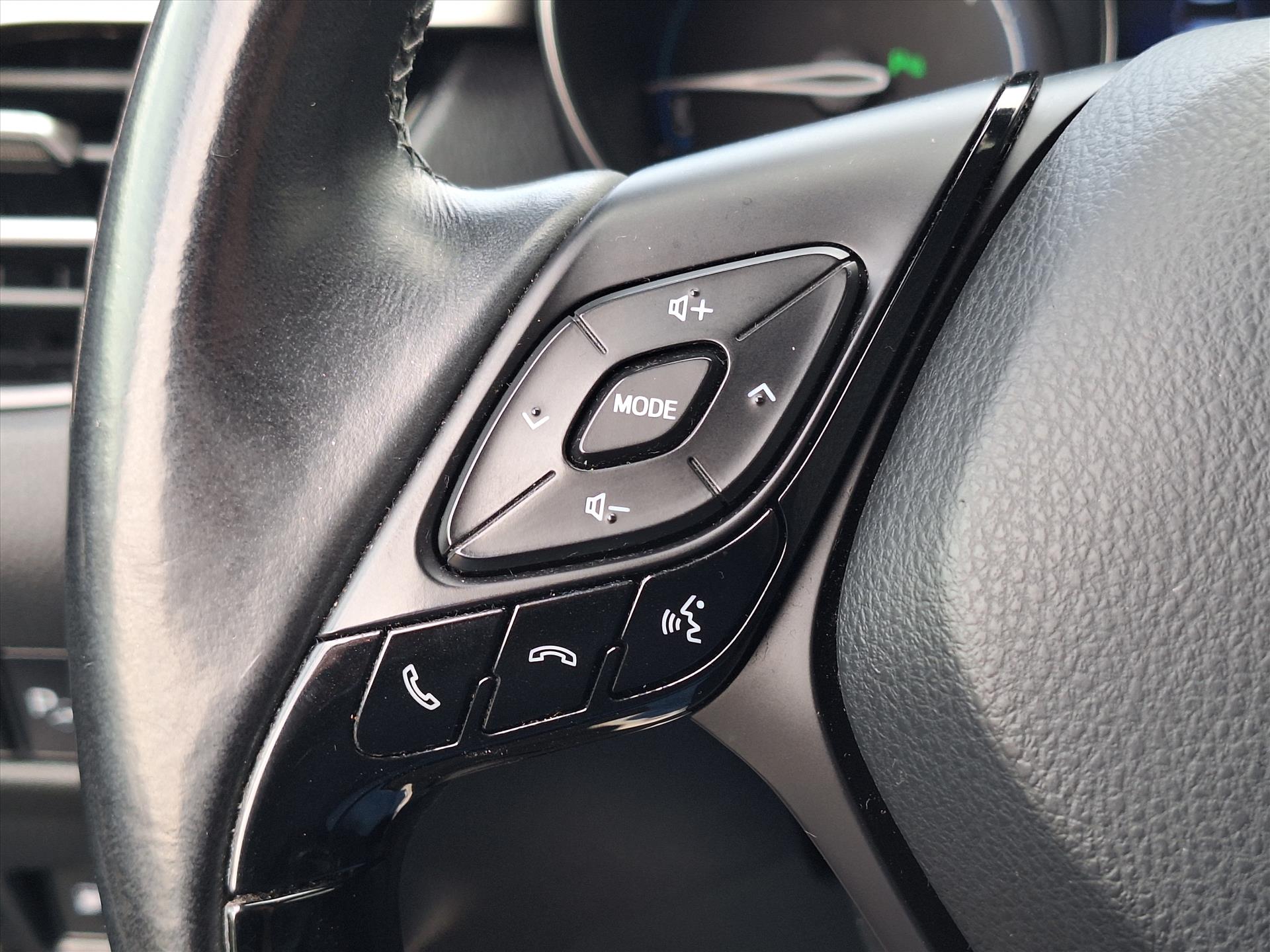 Foto van Toyota Toyota C-hr